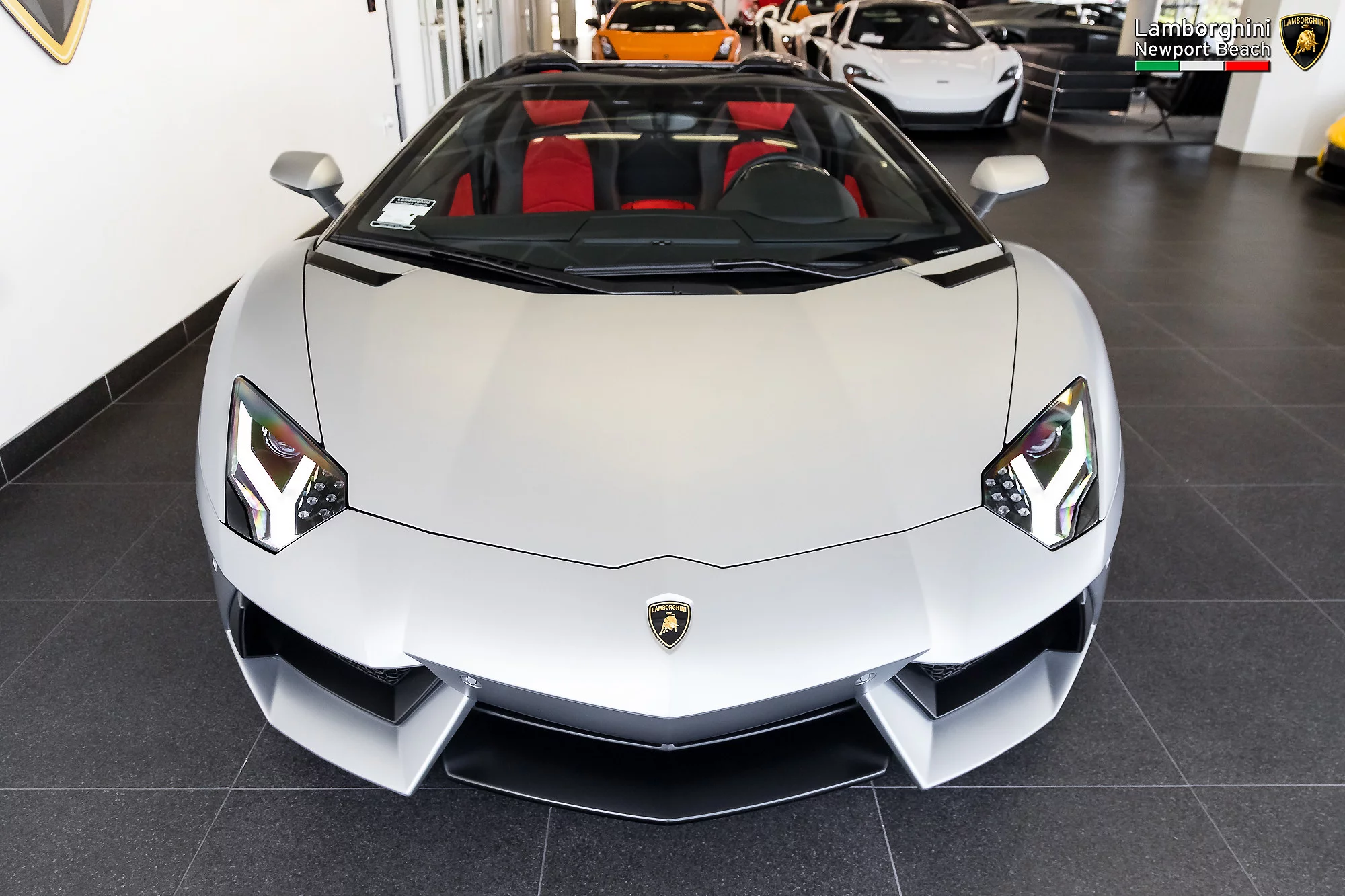 Grigio Artis Lamborghini Aventador