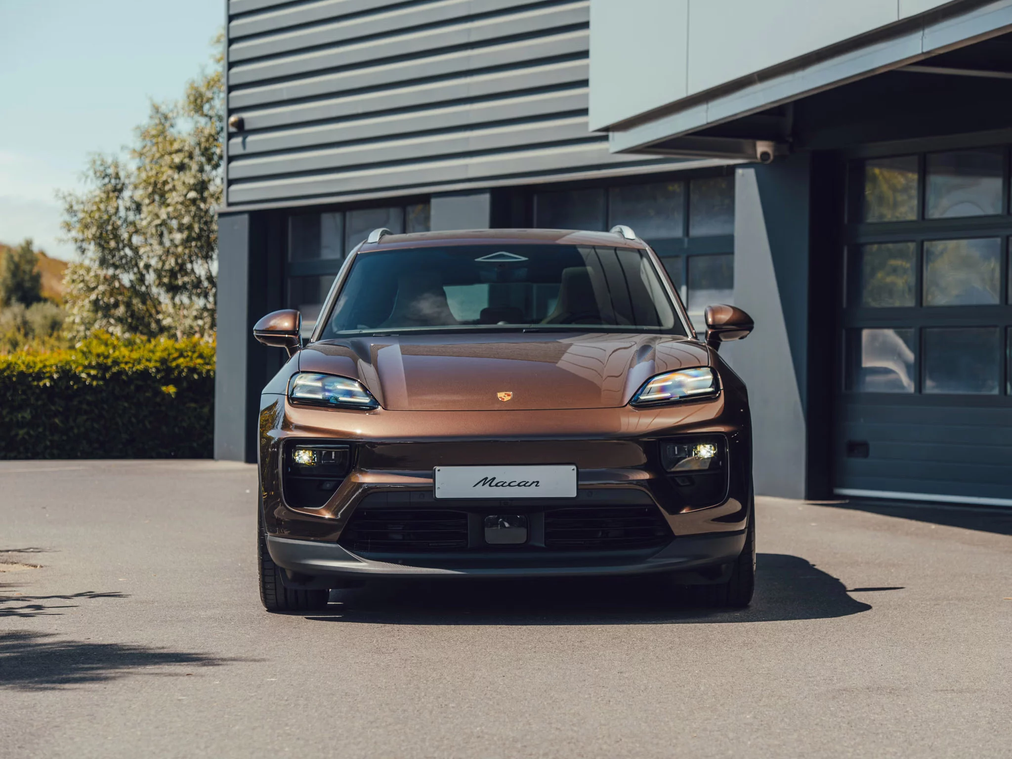 Macadamia Metallic Porsche Macan Electric
