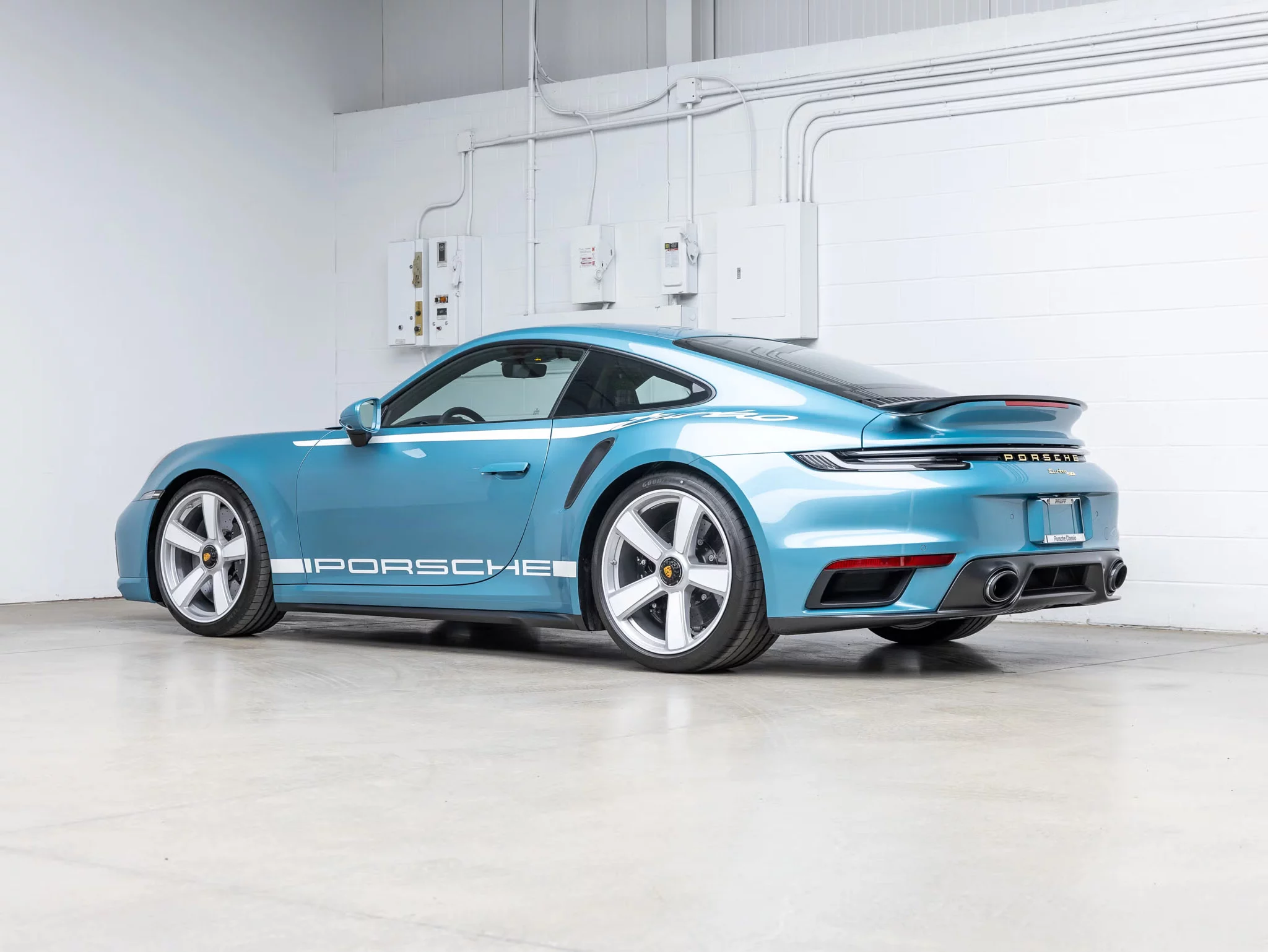 Ipanema Blue Metallic Porsche 911 Turbo