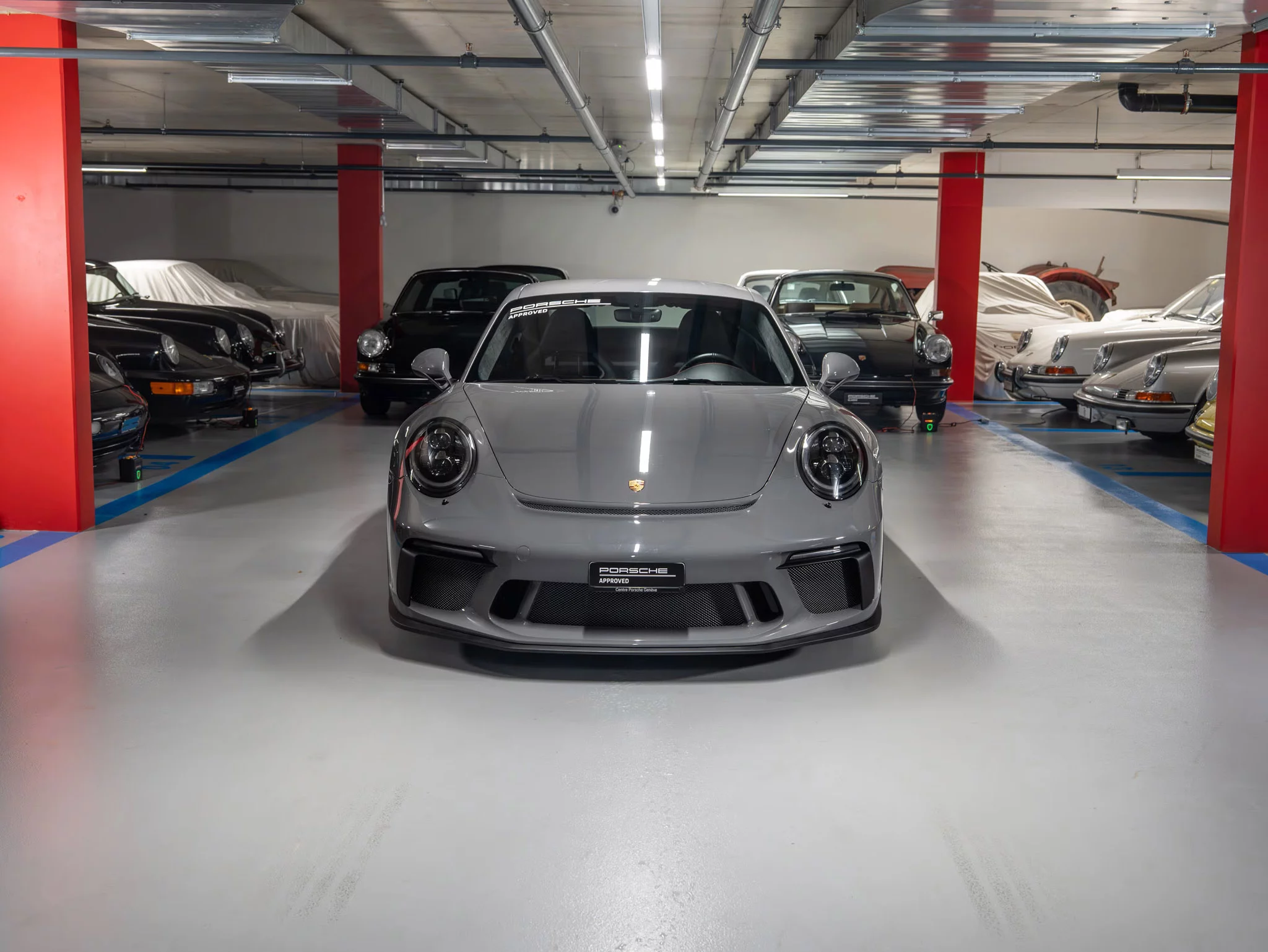 China Grey Porsche 911 GT3