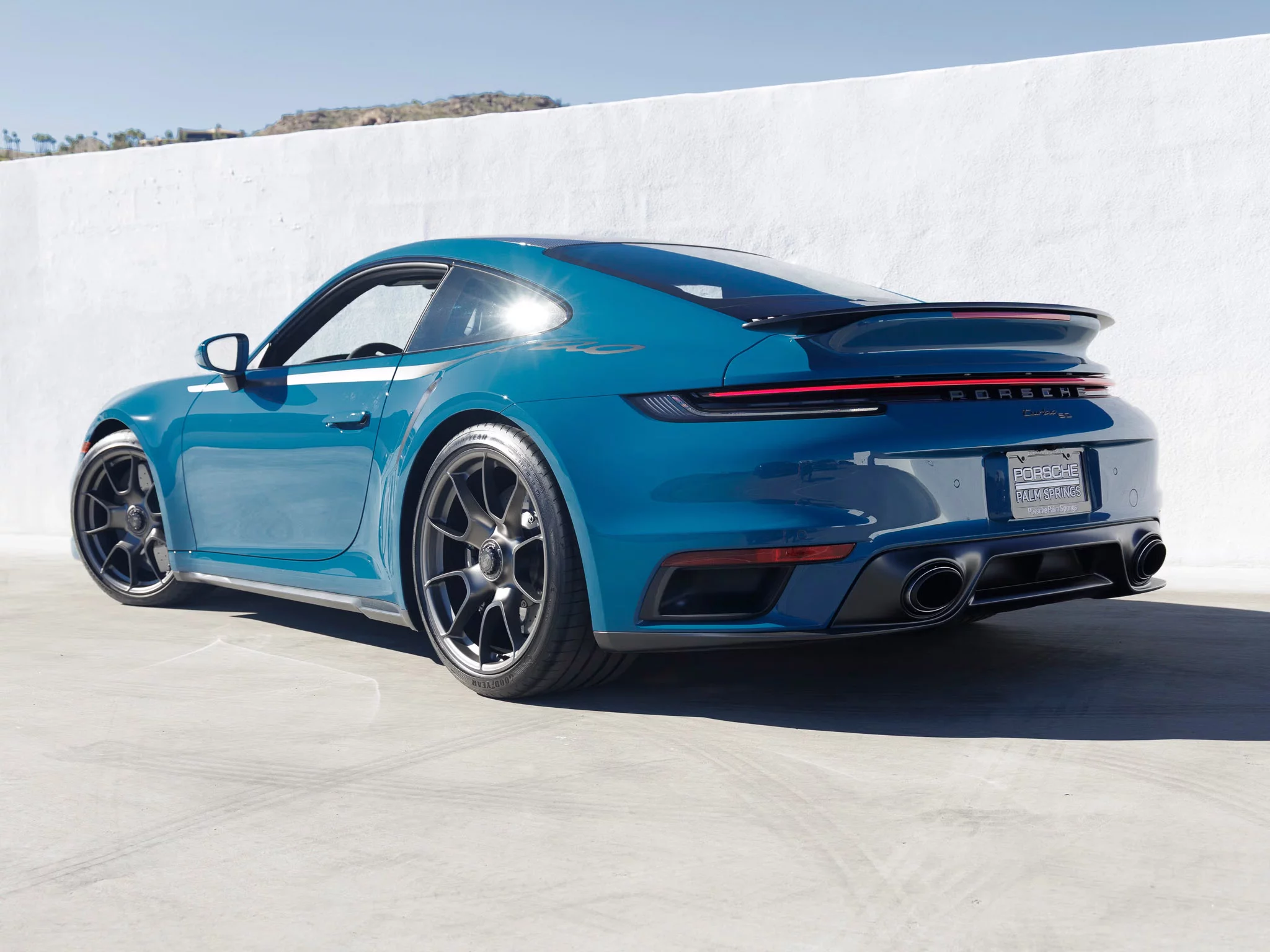 Oslo Blue Porsche 911 Turbo