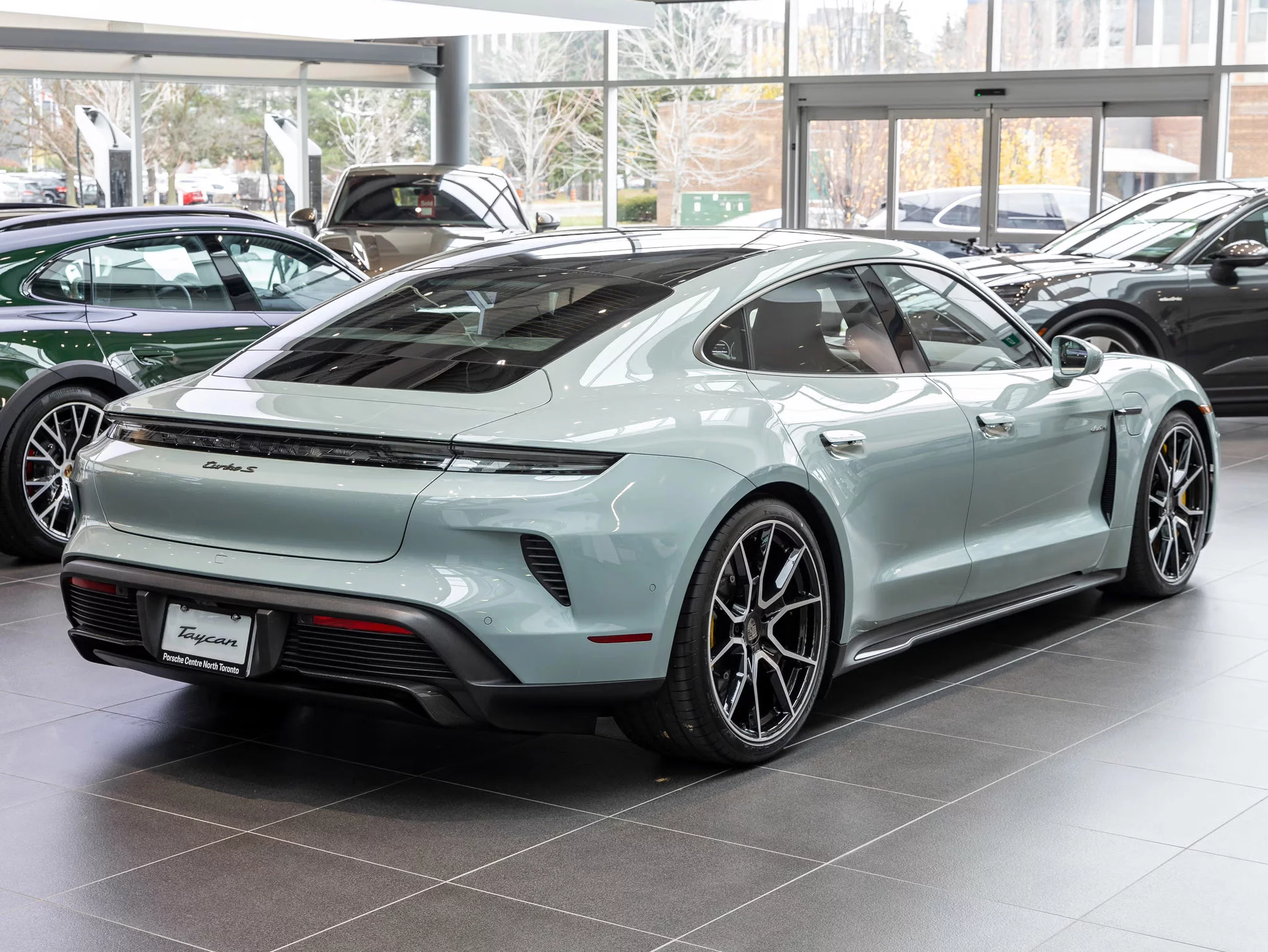 Shade Green Metallic Porsche Taycan