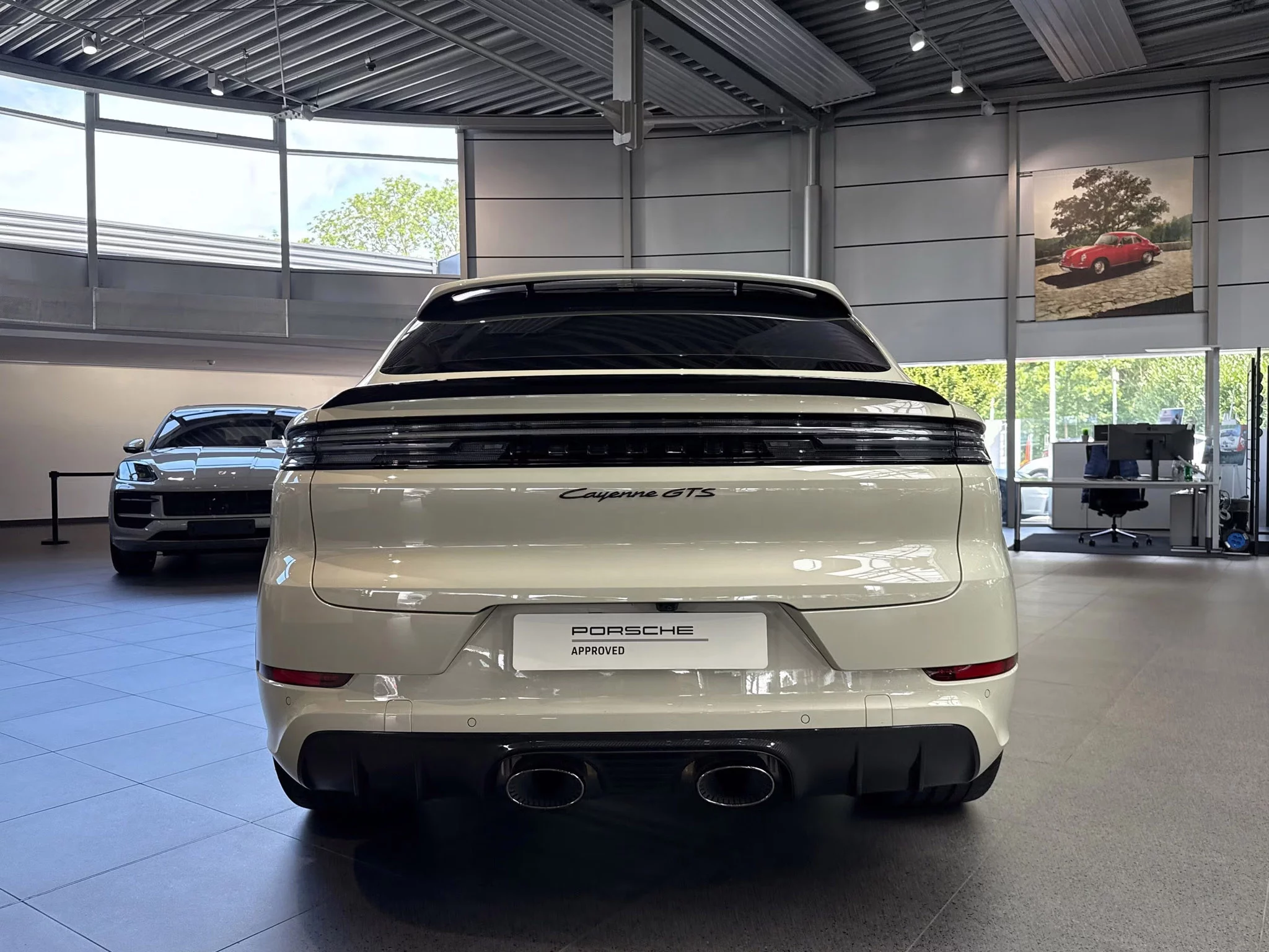 Geyser Grey Metallic Porsche Cayenne