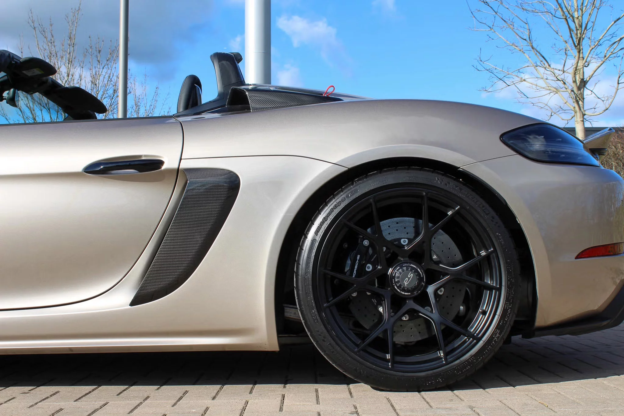 Palladium Metallic Porsche 718 Spyder RS