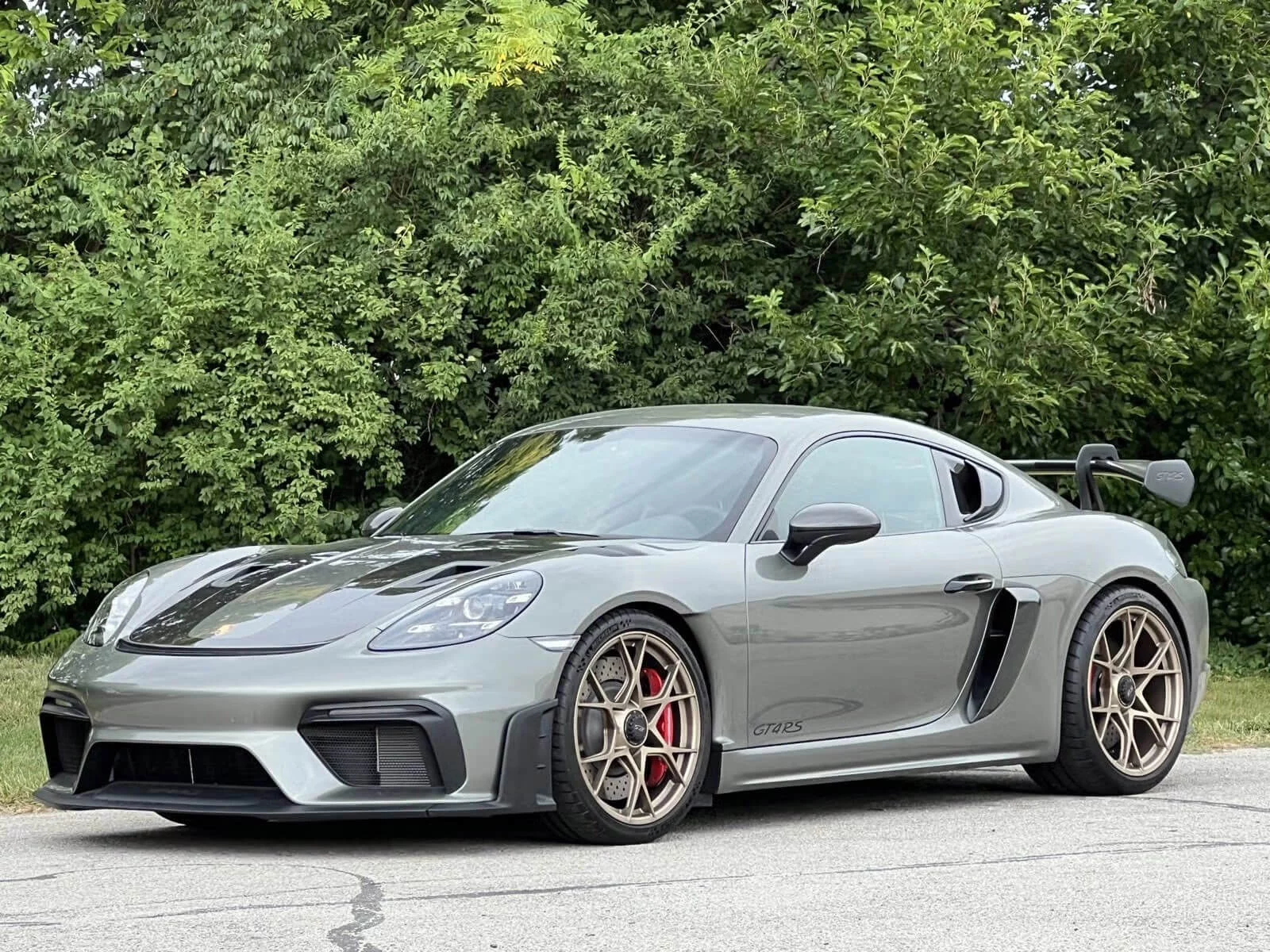 Granite Green Metallic Porsche 718 Cayman GT4 RS