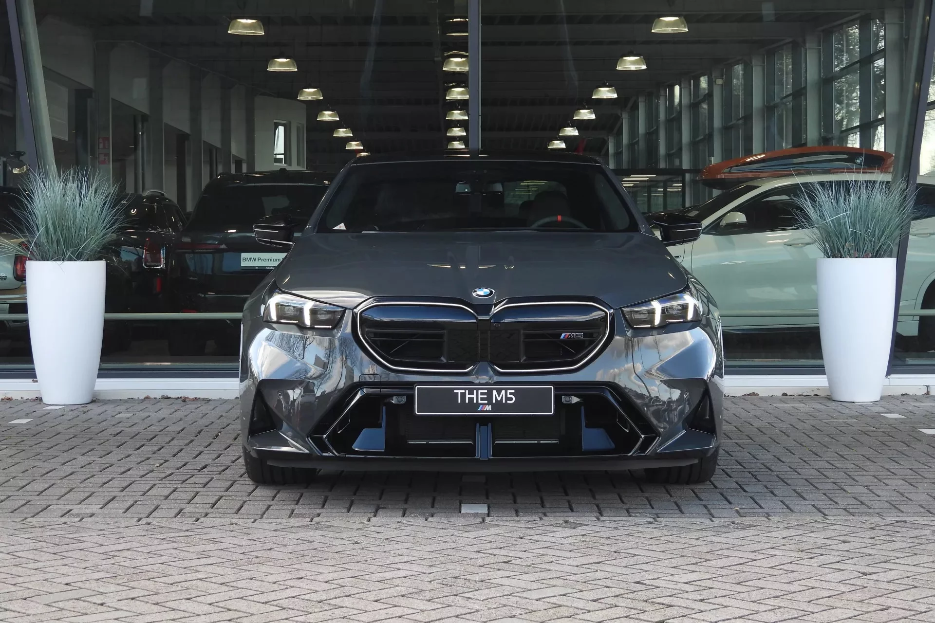 Dravit Grey BMW M5