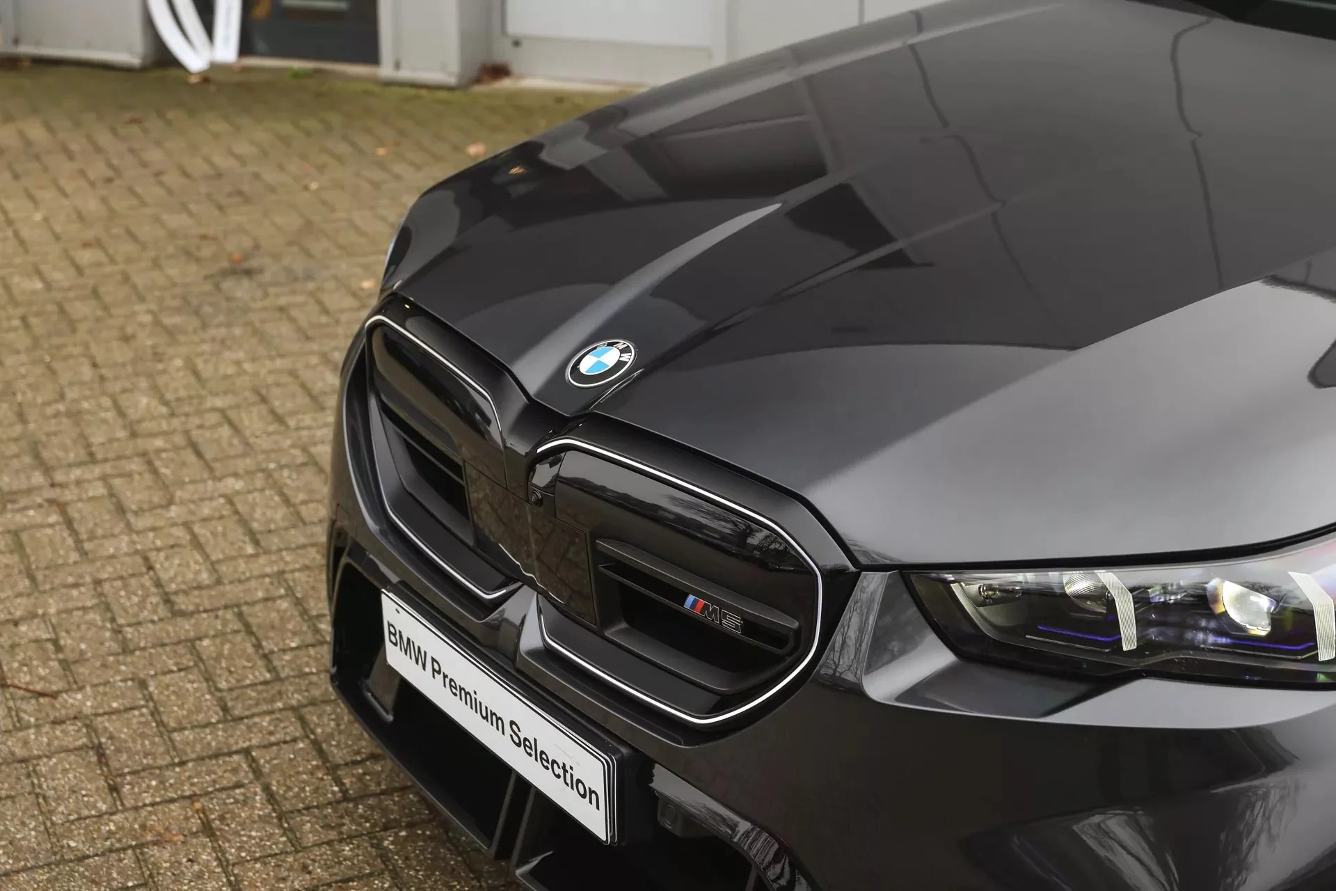Sophisto Grey II BMW M5
