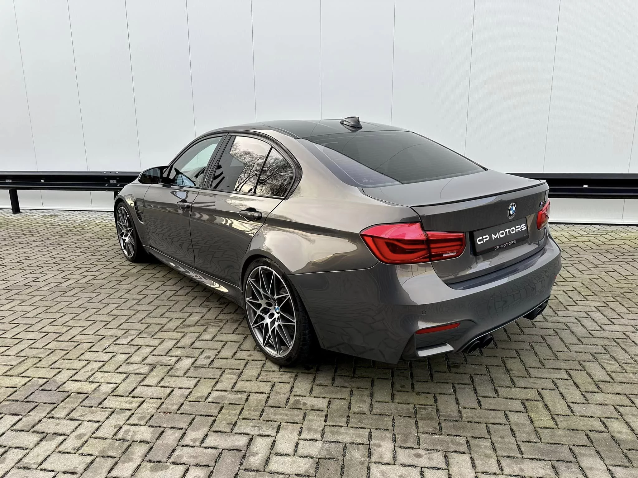 Champagne Quartz BMW M3