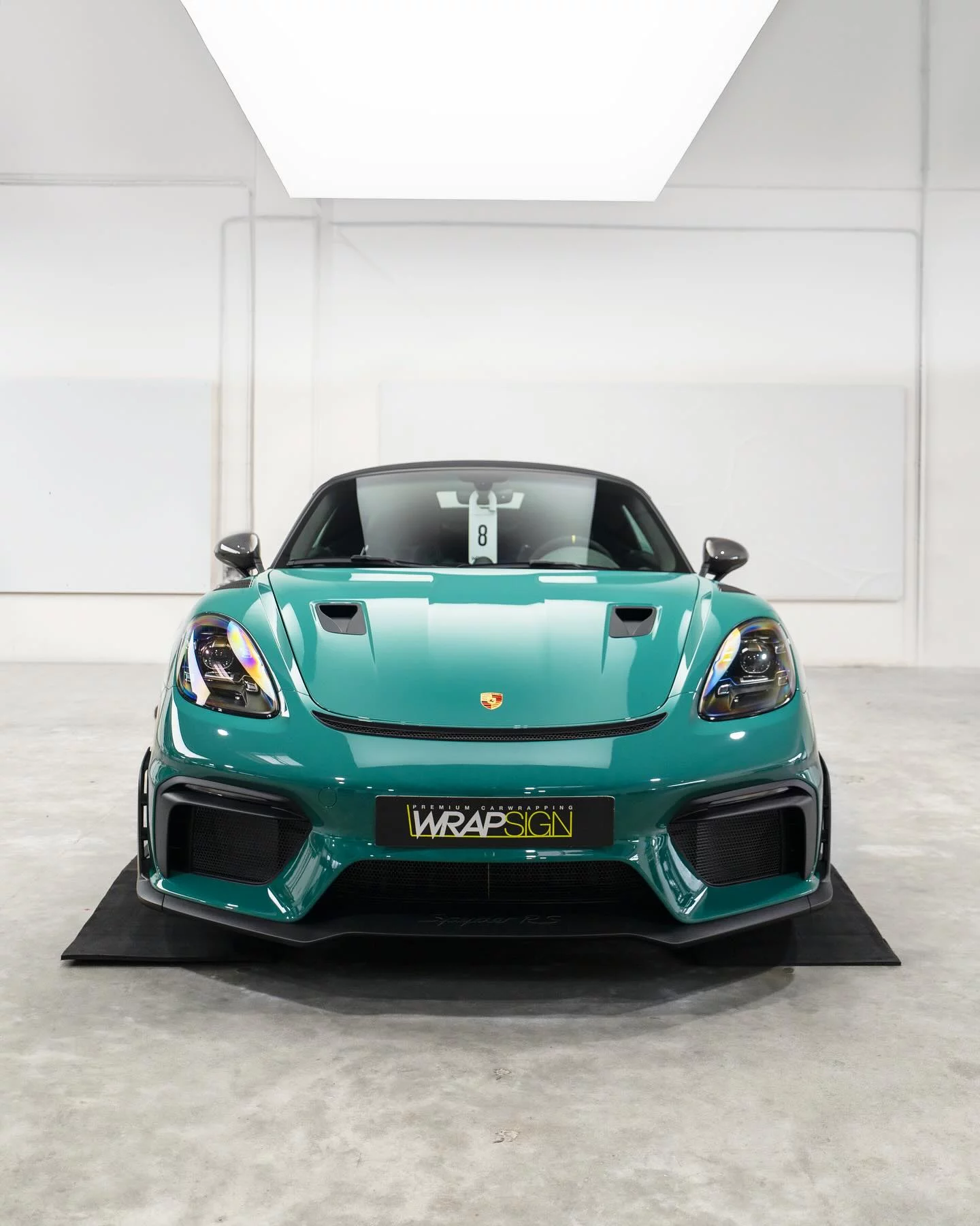 Smyrna Green Porsche 718 Spyder RS