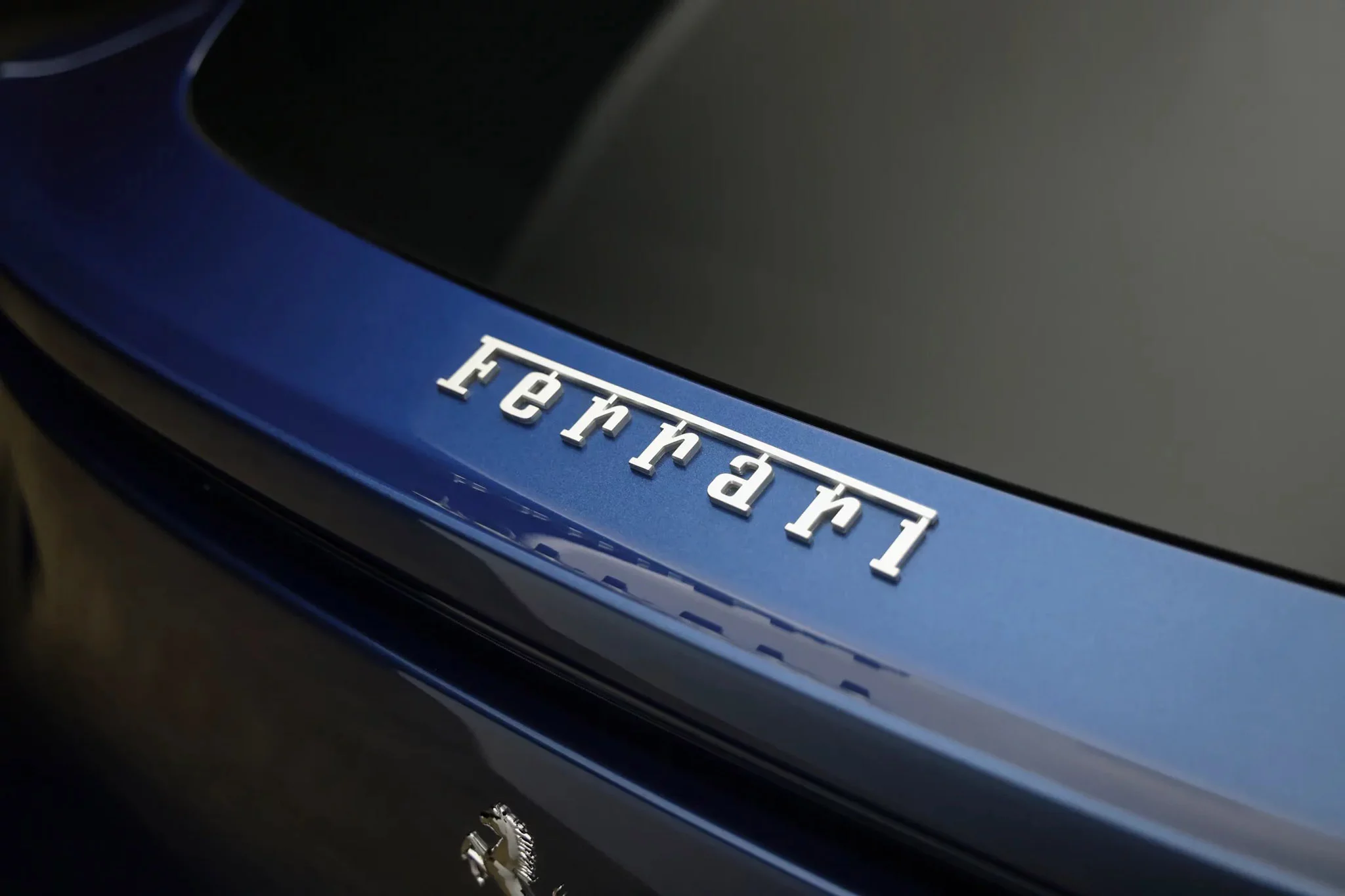 Blu NART Ferrari Purosangue