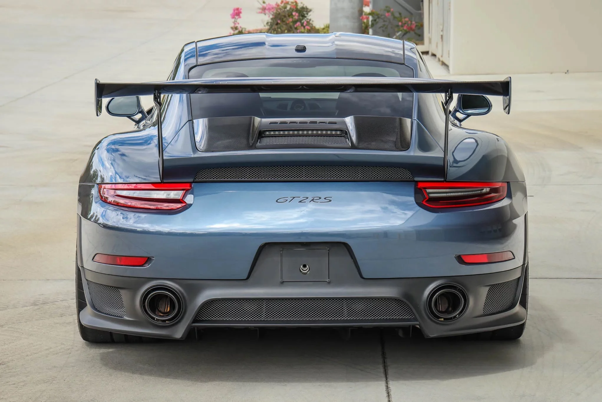 Yachting Blue Metallic Porsche 911 GT2 RS