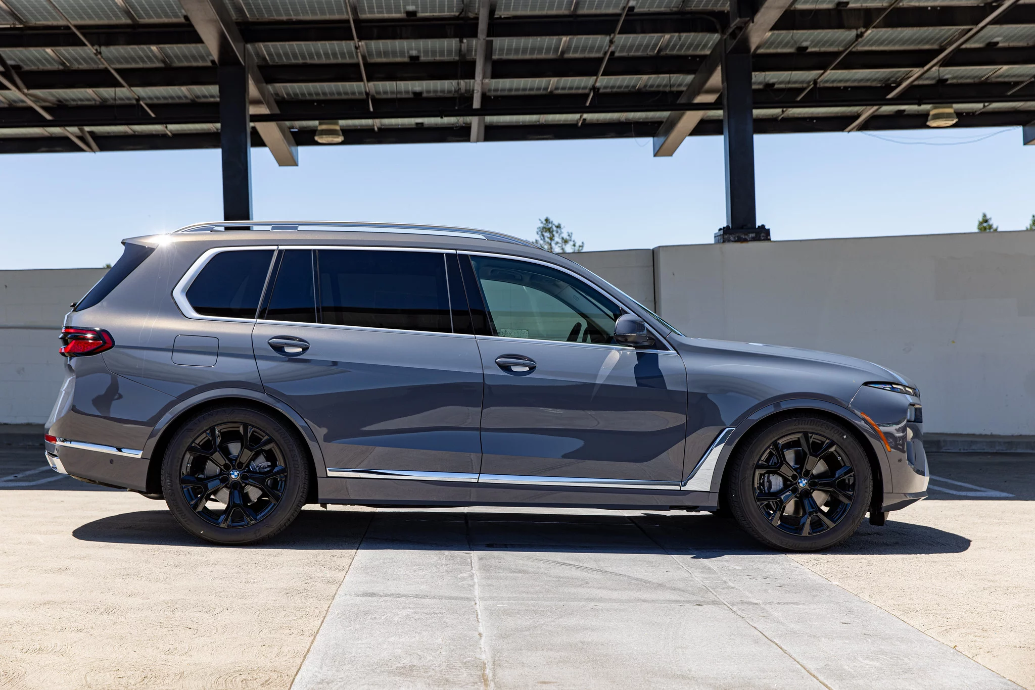 Sparkling Copper Grey BMW X7