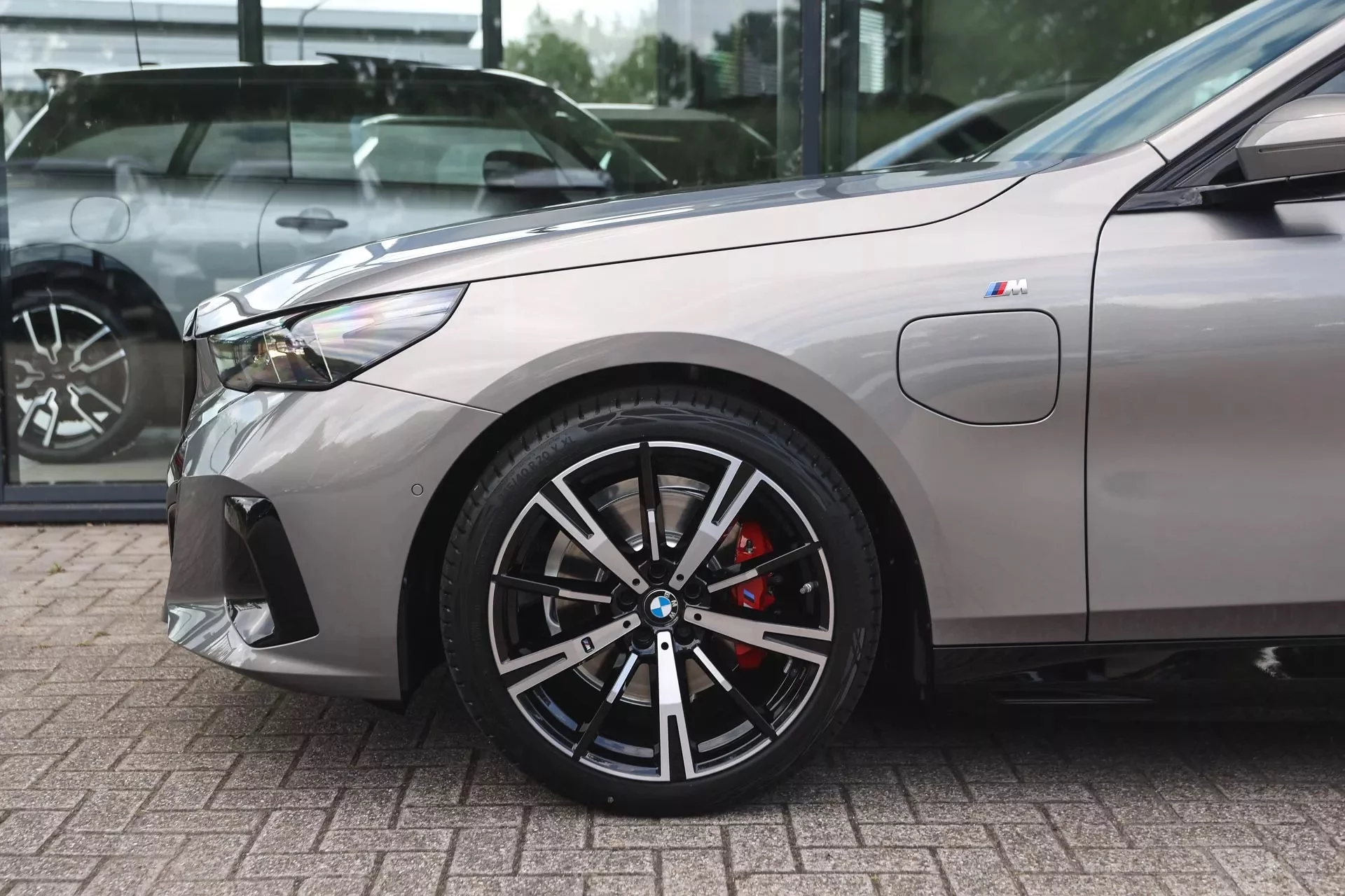 Oxid Grey II BMW 5 Series