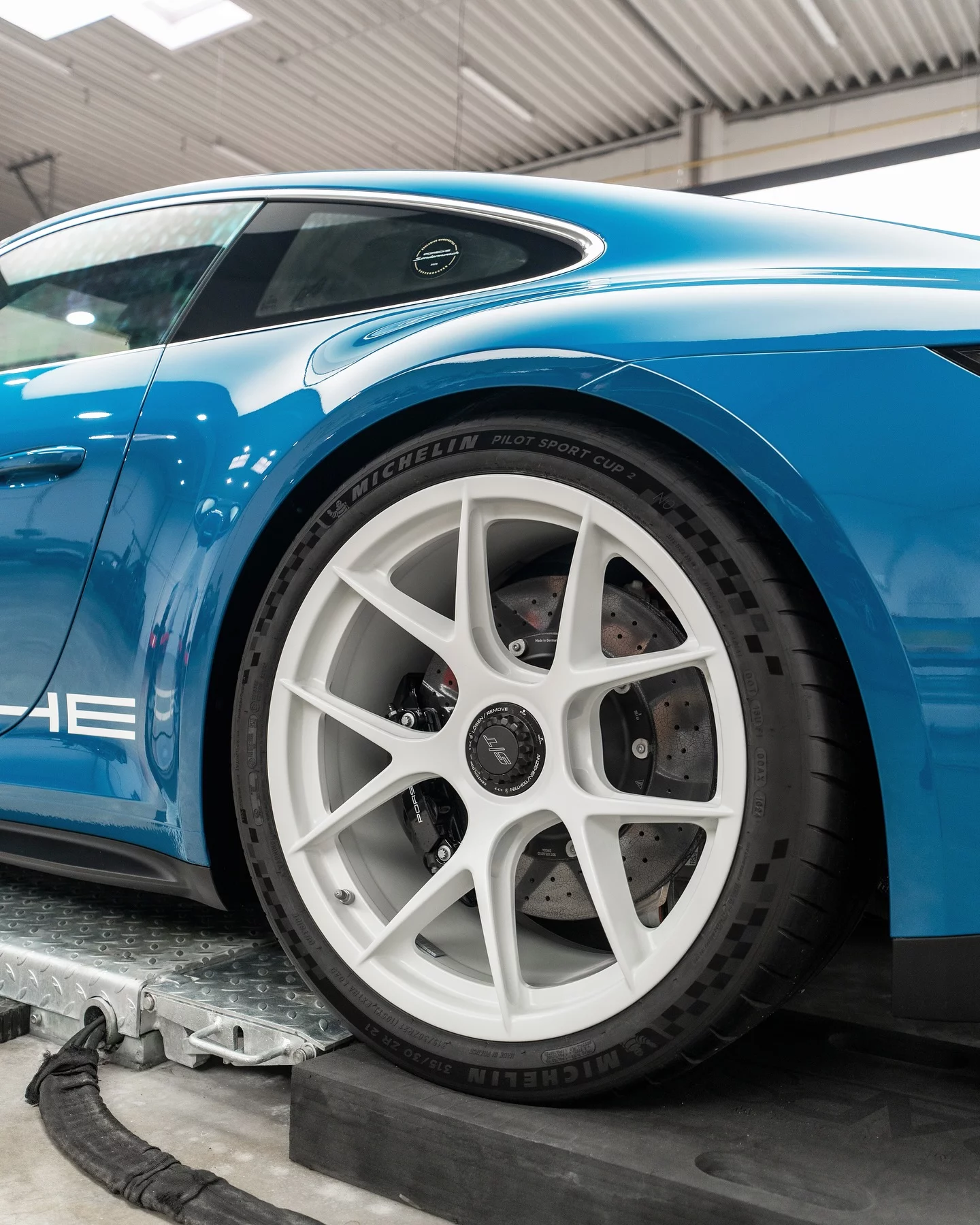 Oslo Blue Porsche 911 S/T