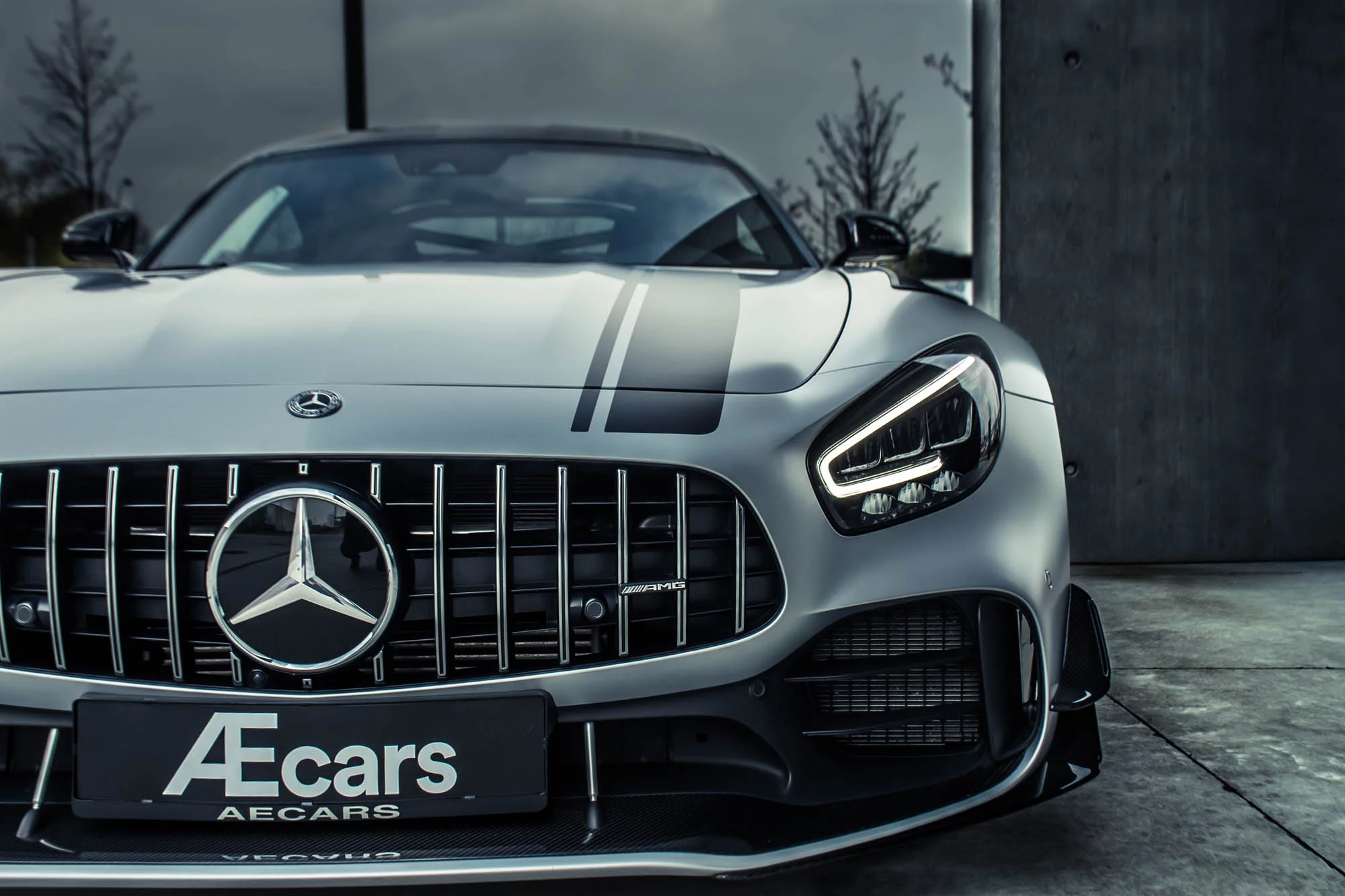 Iridium Silver Magno Mercedes-AMG GT