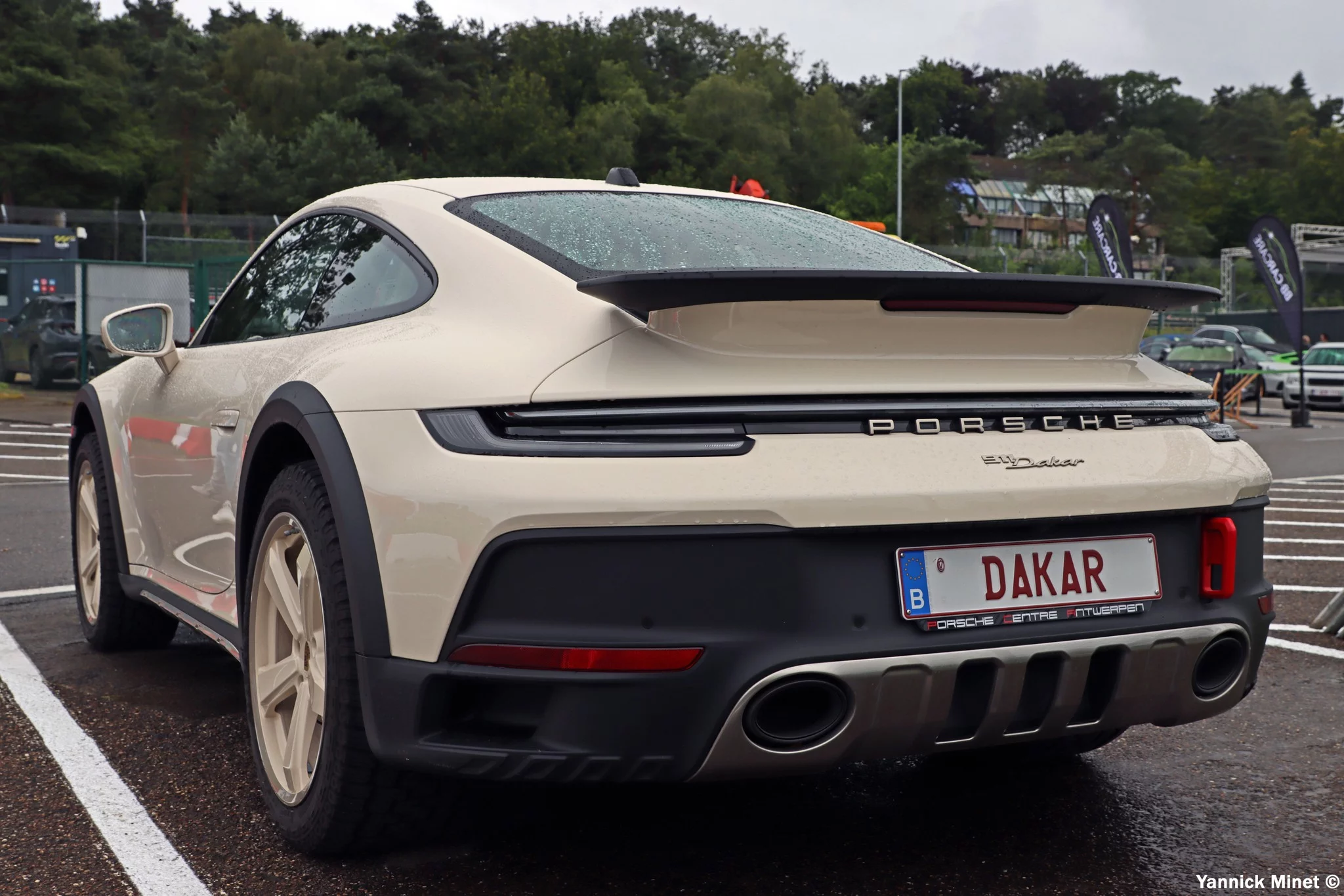 Creme White Porsche 911 Dakar