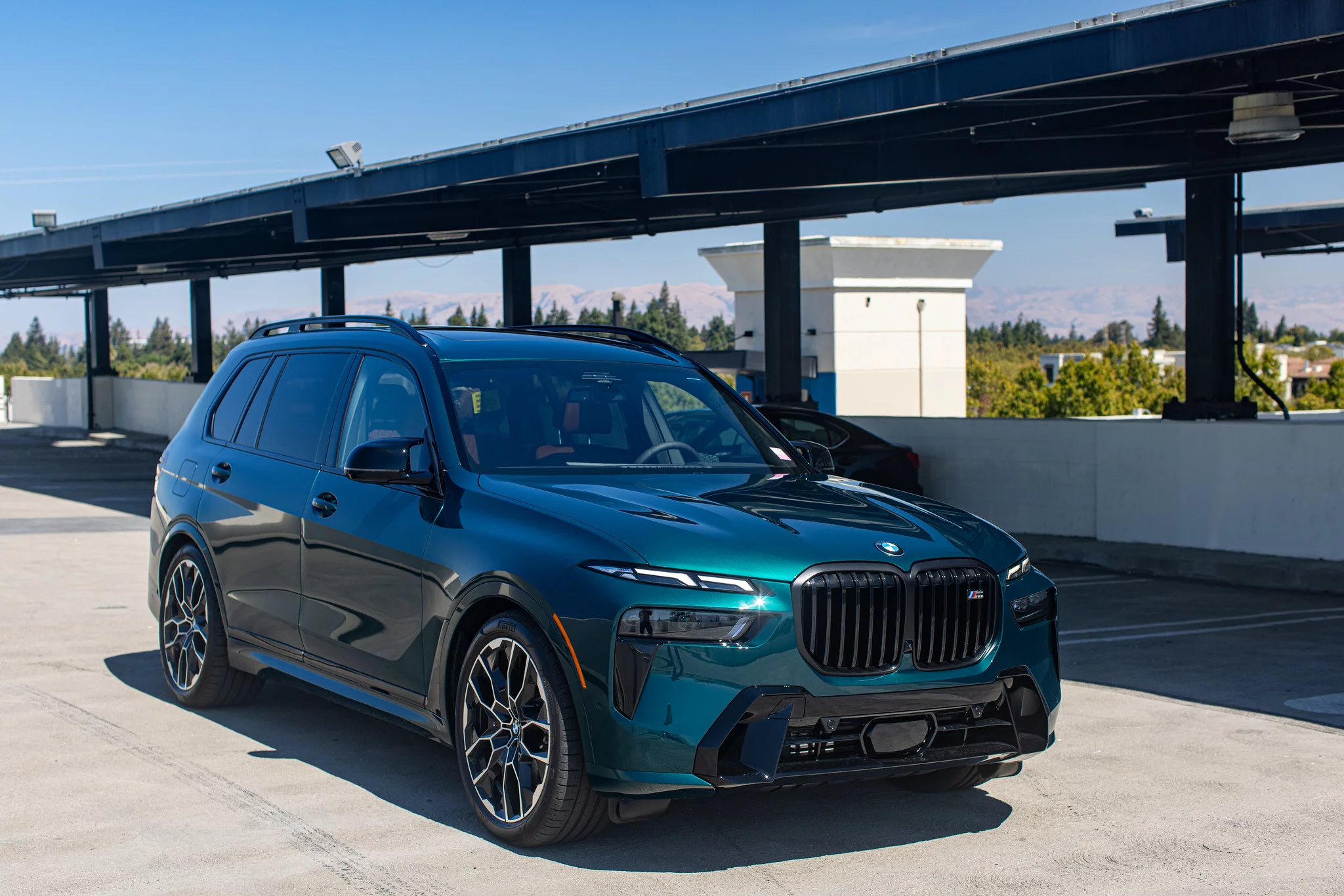 Boston Green BMW X7