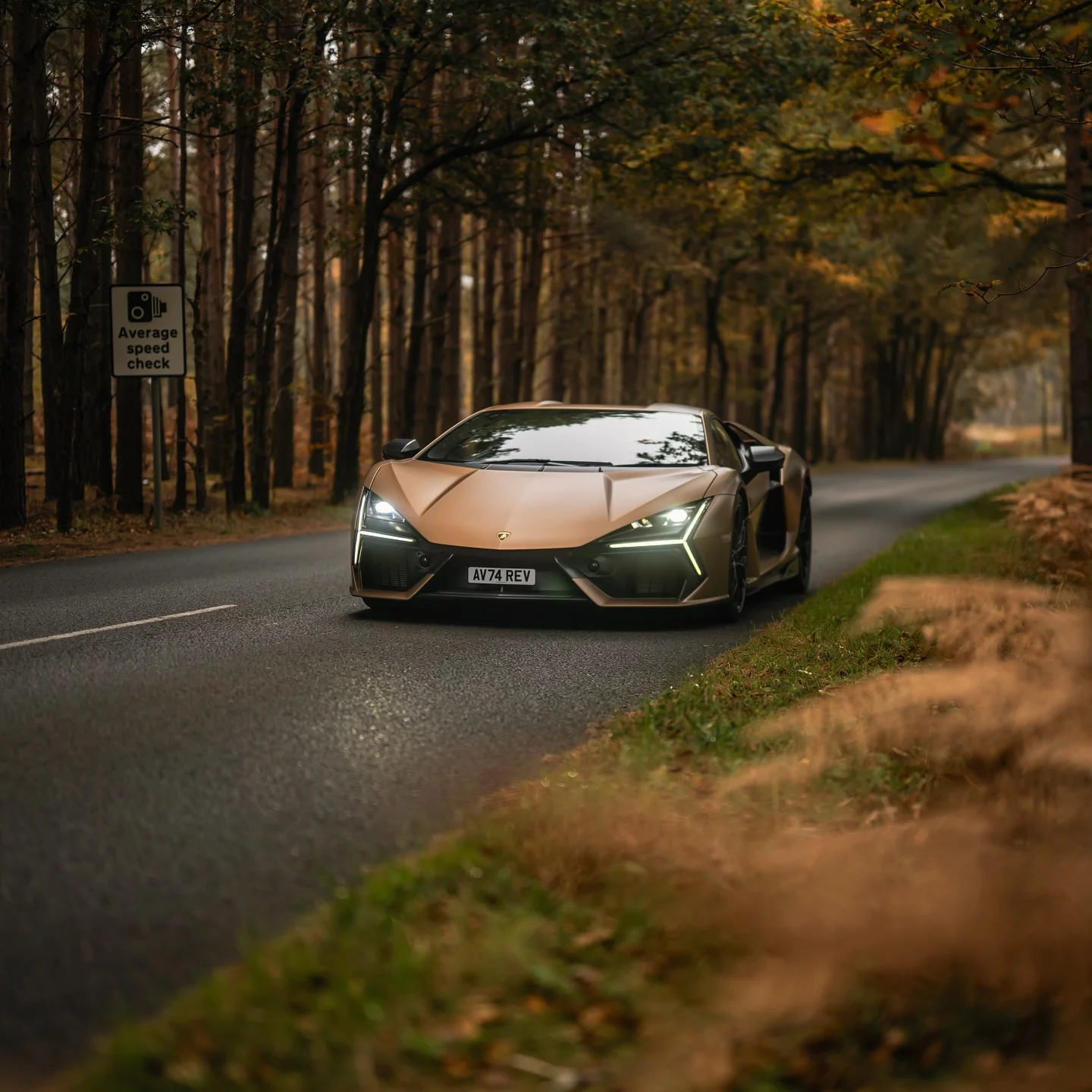 Bronzo Zenas Lamborghini Revuelto