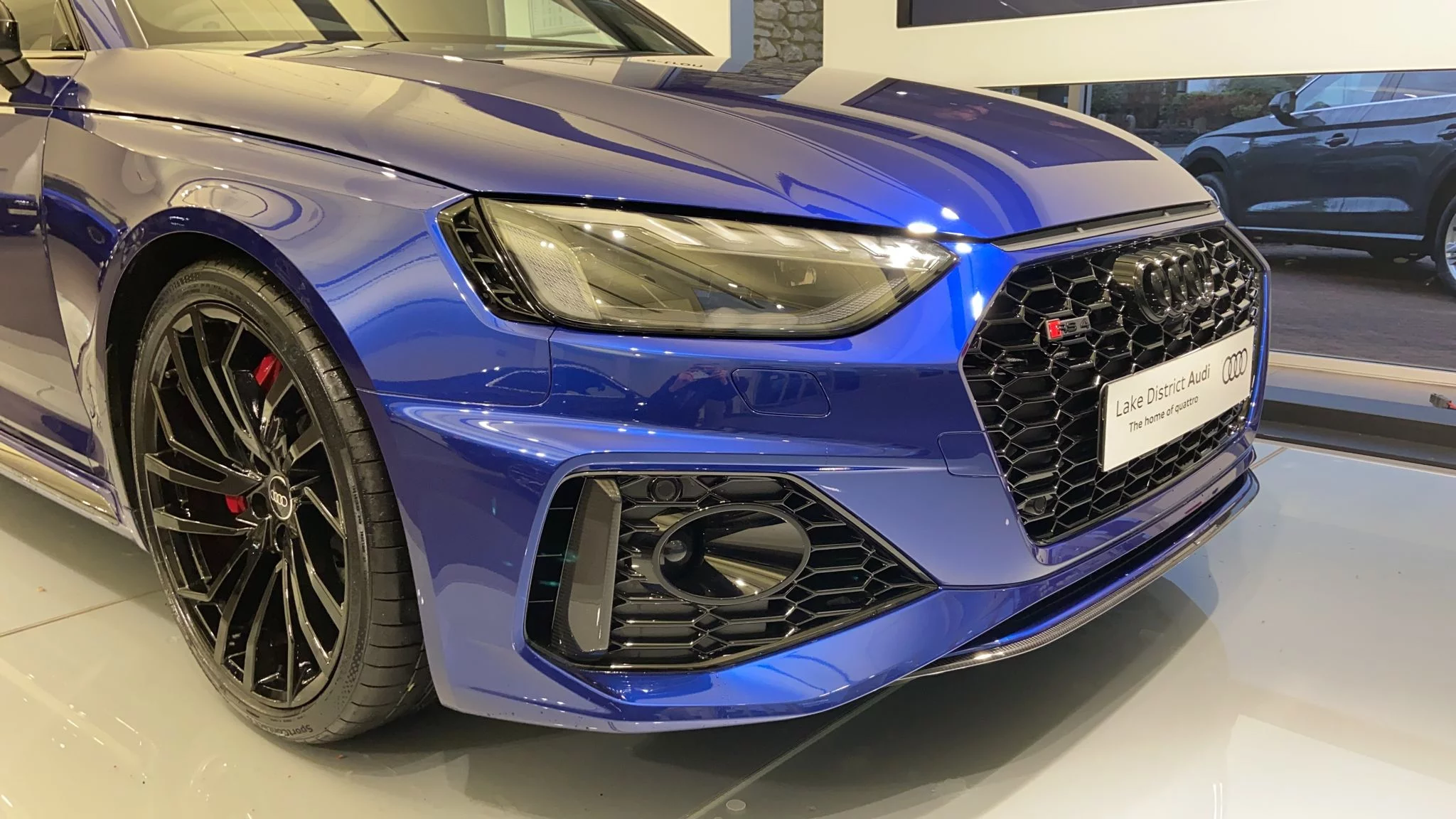 Racing Blue Audi RS4 Avant