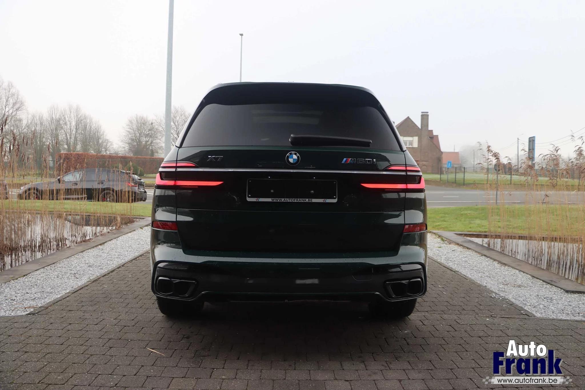 British Racing Green BMW X7