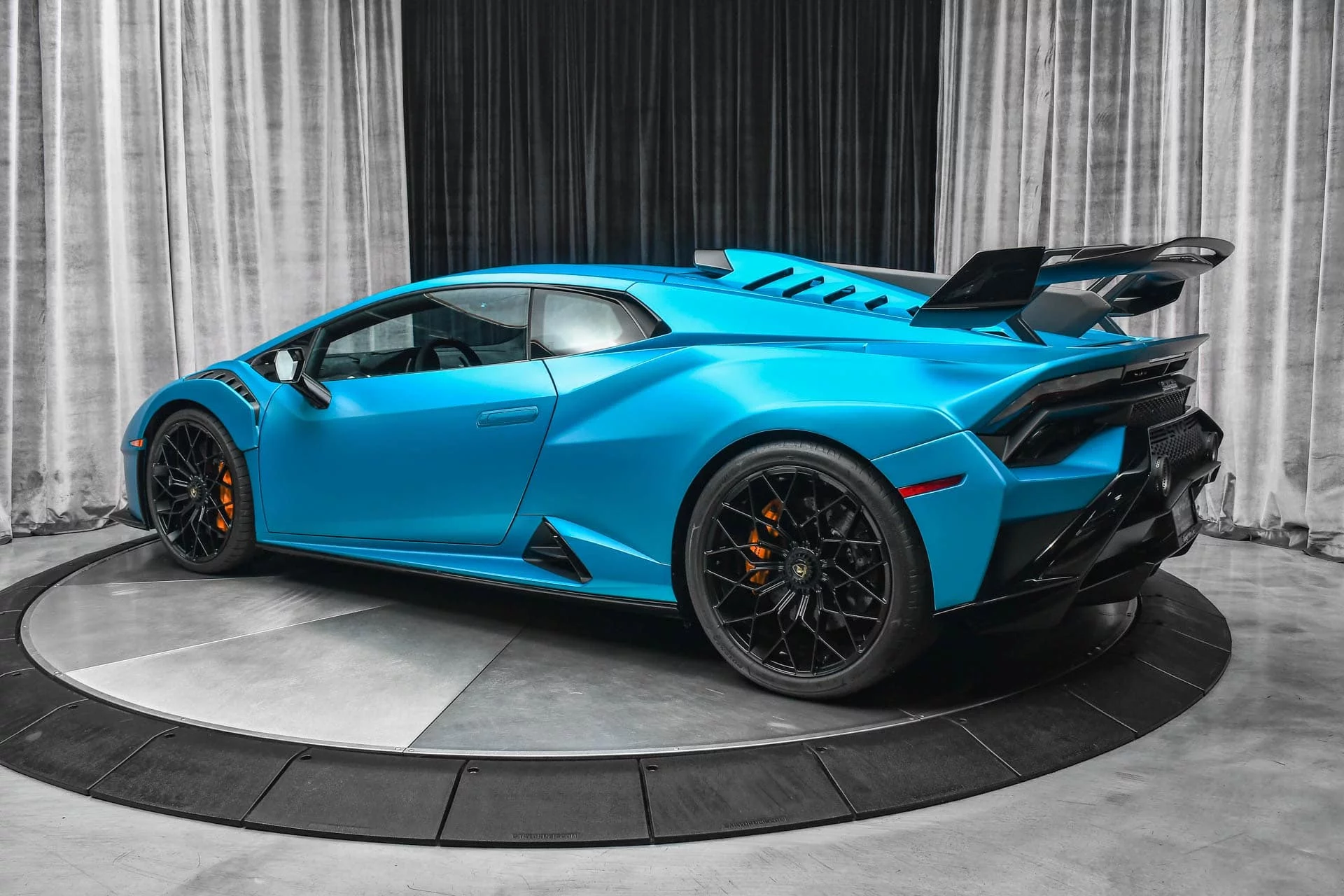 Blu Uranus Matt Lamborghini Huracán