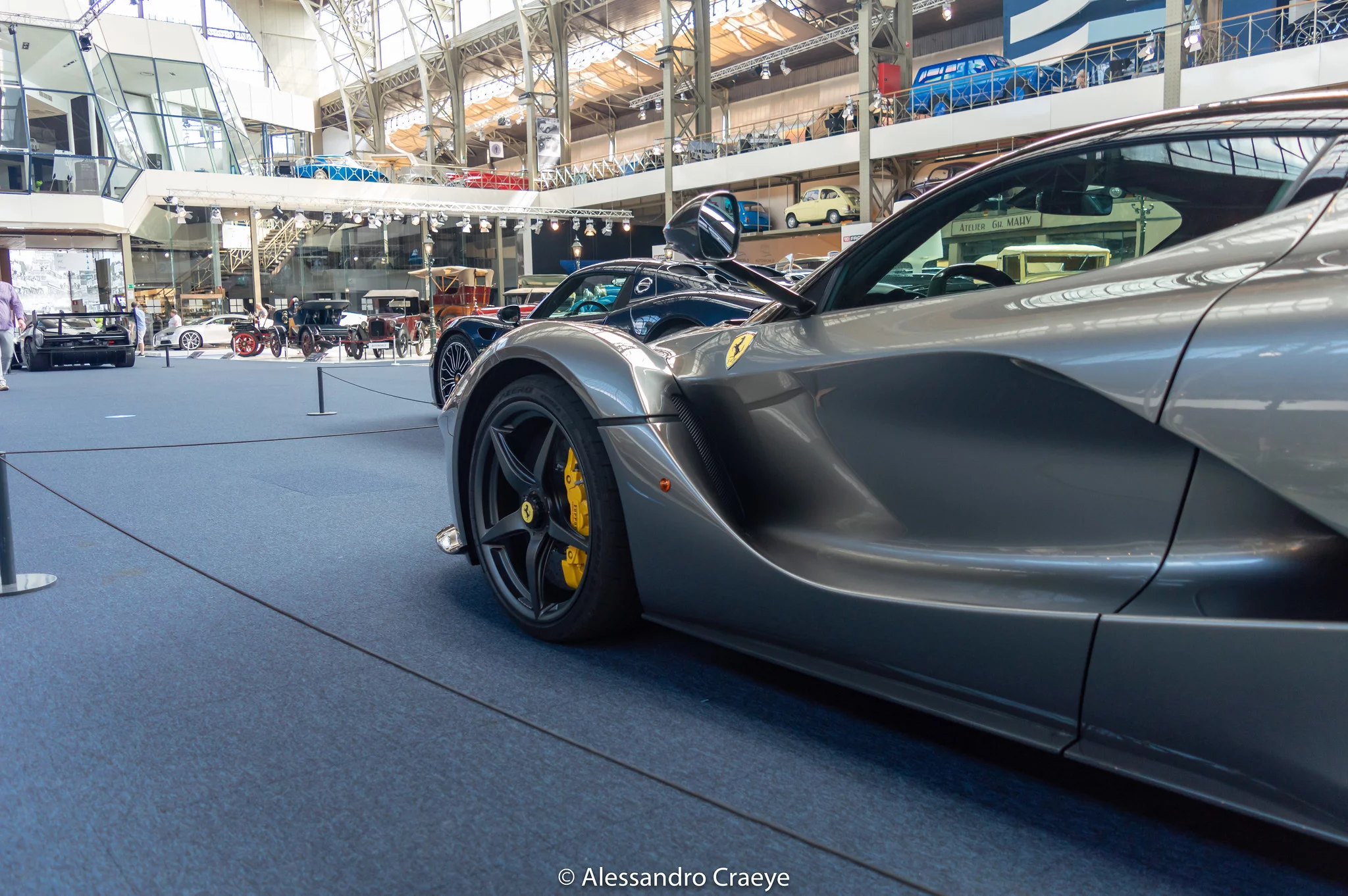 Grigio Ferro Ferrari LaFerrari