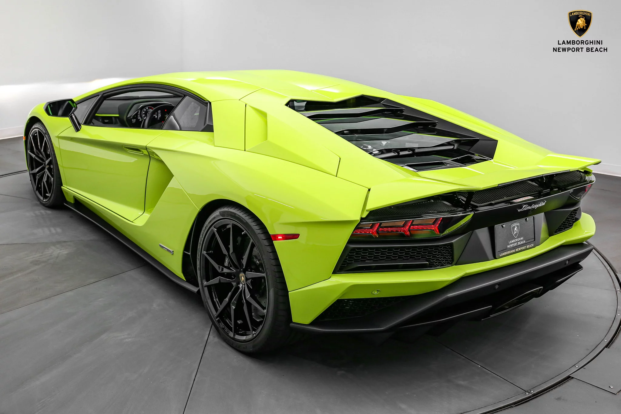 Verde Scandal Lamborghini Aventador