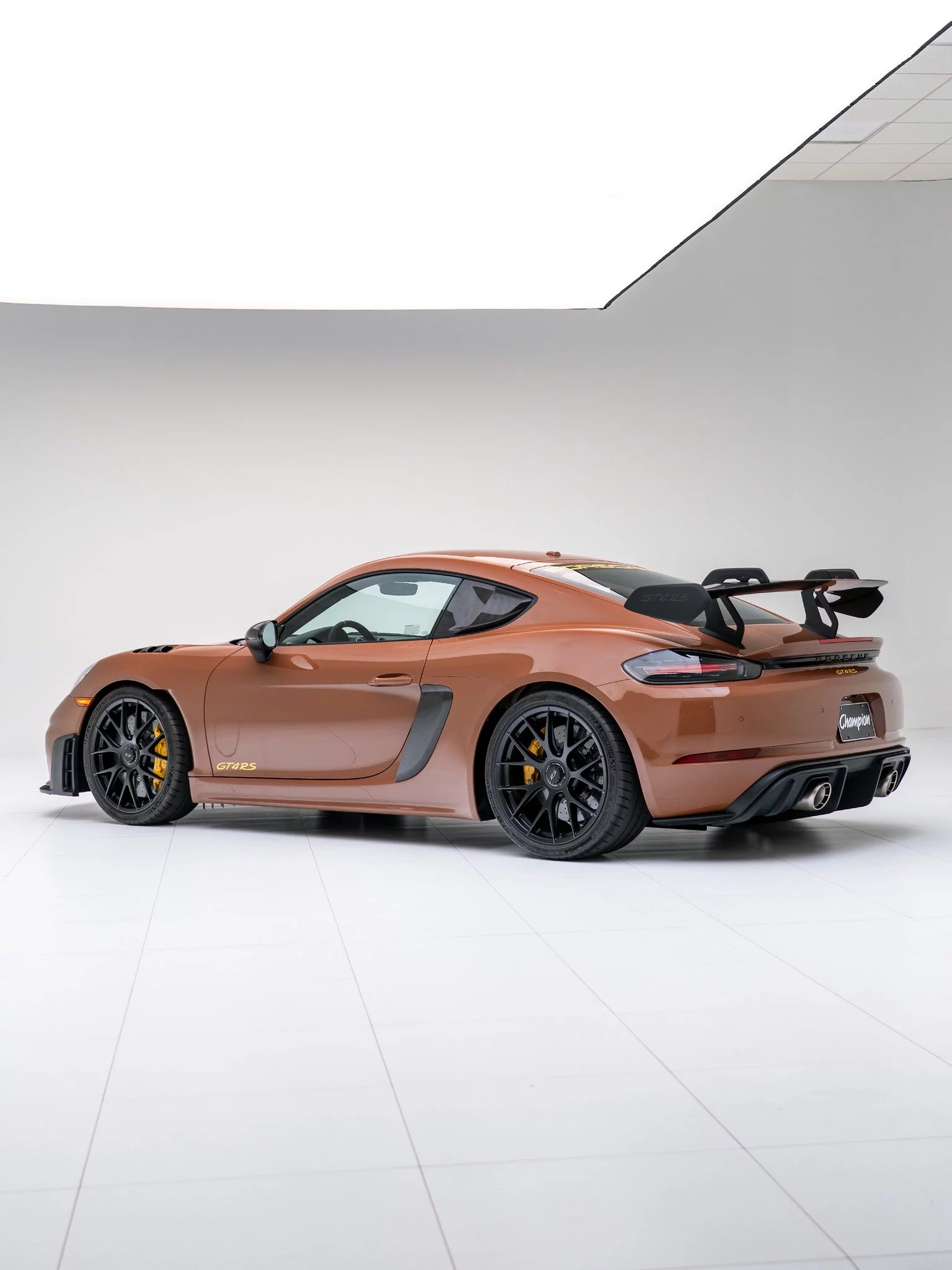 Sepia Brown Porsche 718 Cayman GT4 RS