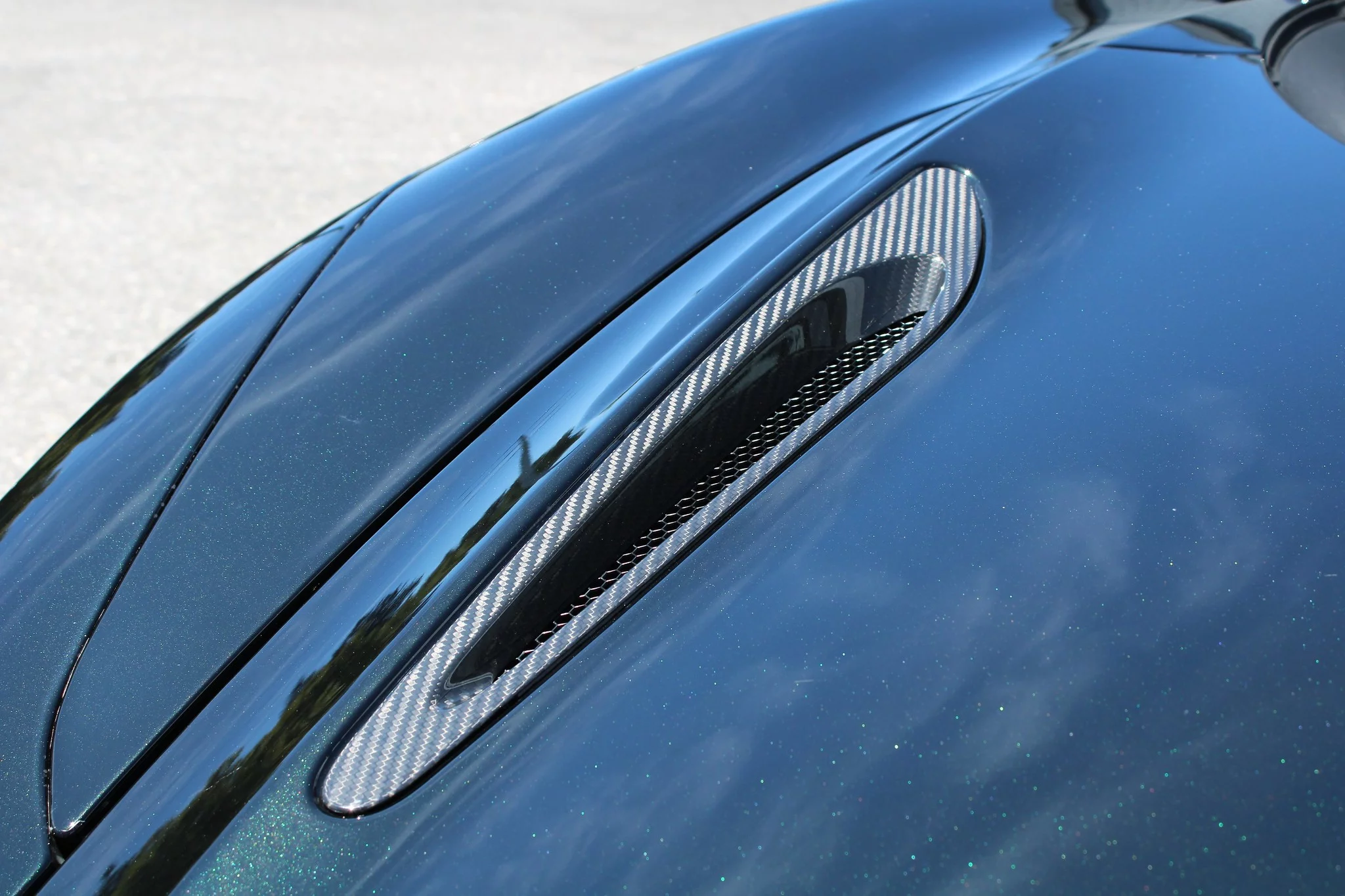 Sherwood Black McLaren 720S