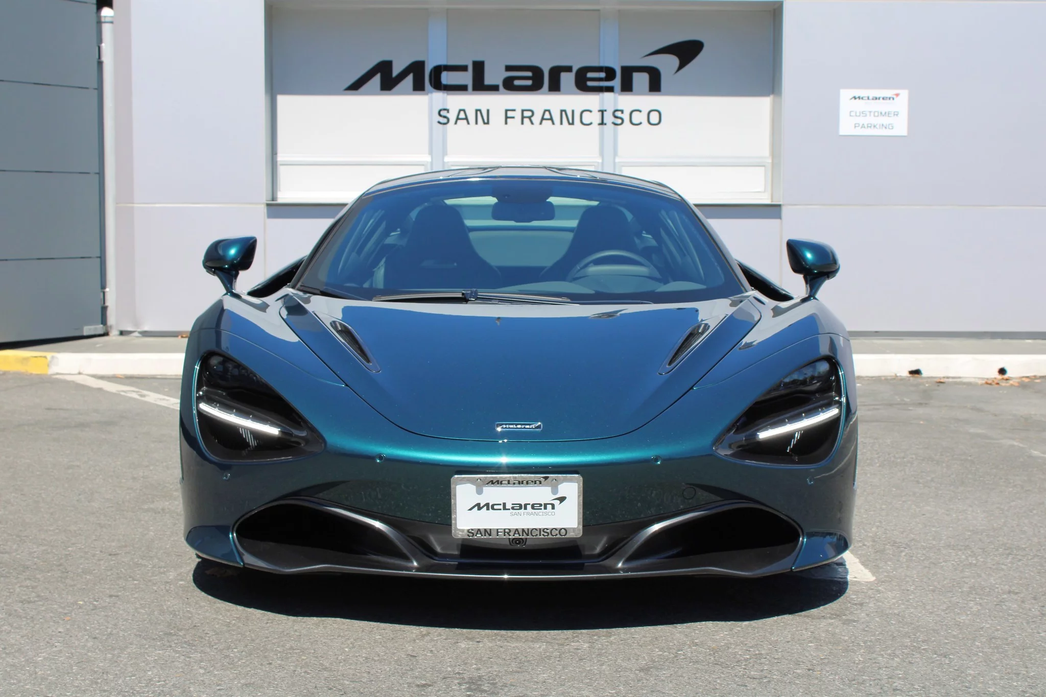 Serpentine McLaren 720S