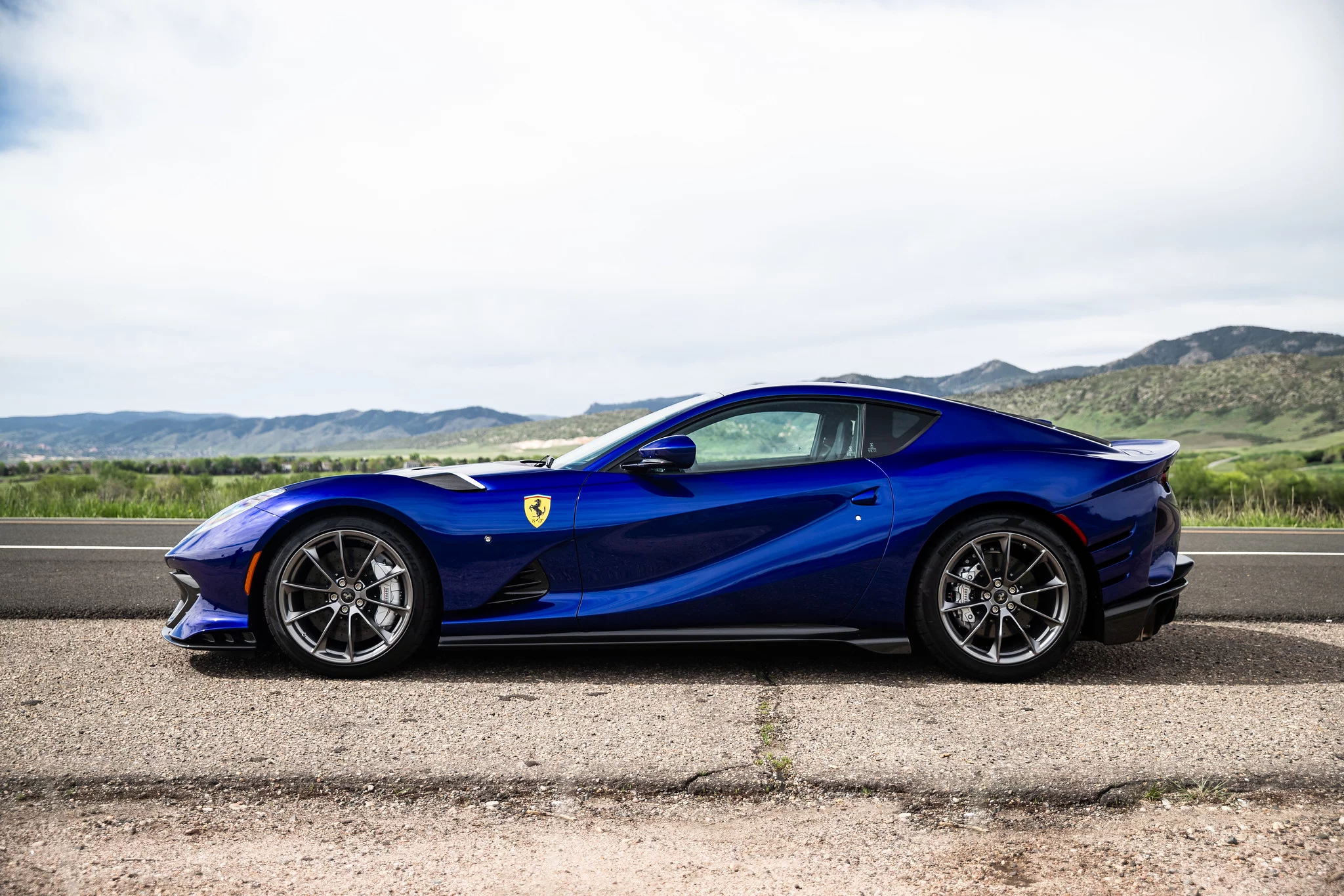 Blu Torrice Ferrari 812