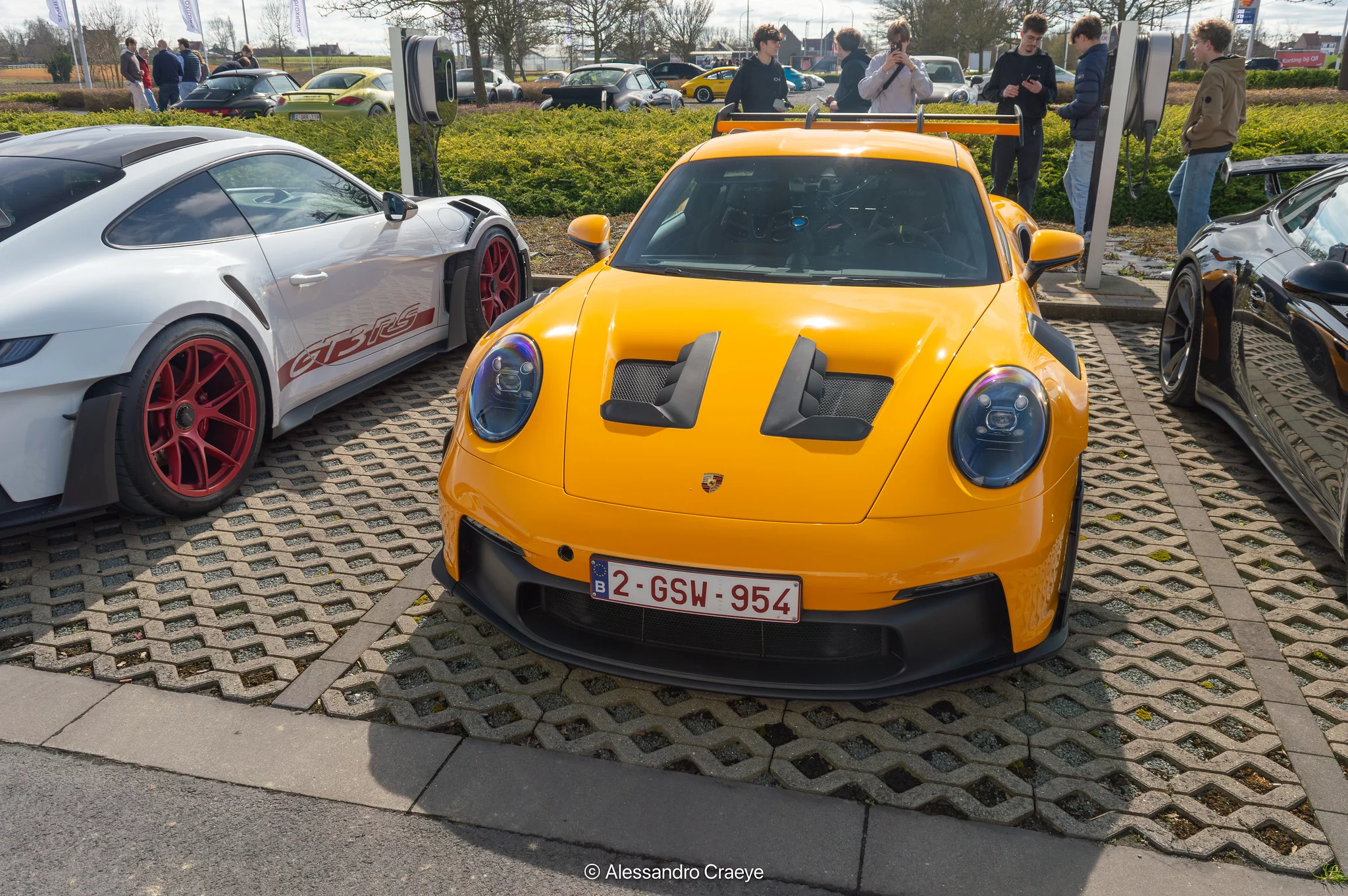 Signal Yellow Porsche 911 GT3 RS