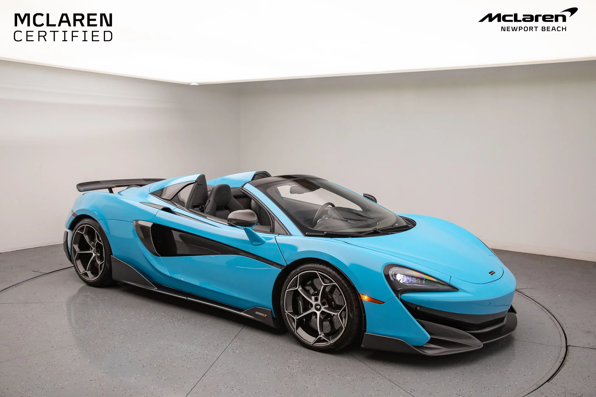 Curacao Blue McLaren 600LT