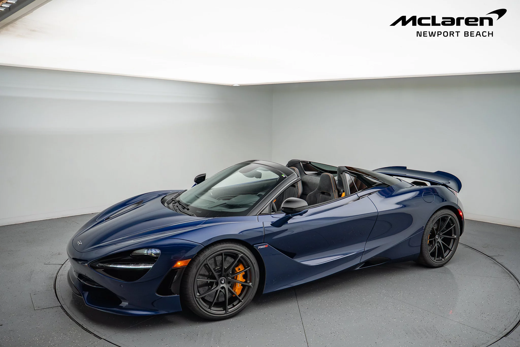 Namaka Blue McLaren 750S