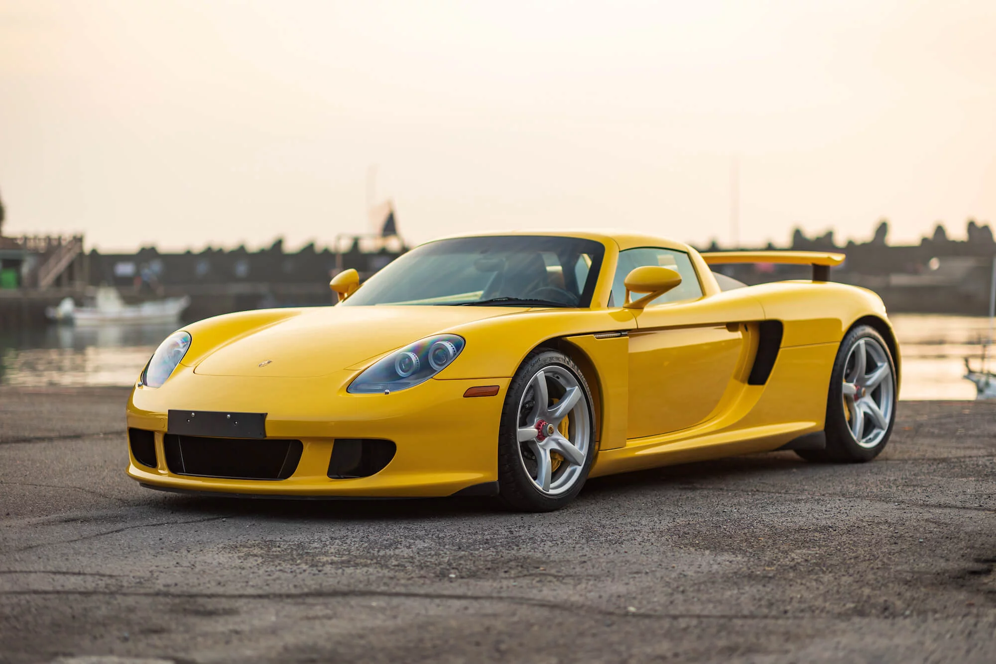 Fayence Yellow Porsche Carrera GT