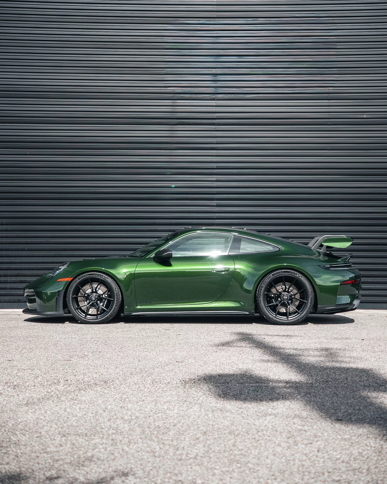 Oak Green Metallic Neo Porsche 911 GT3