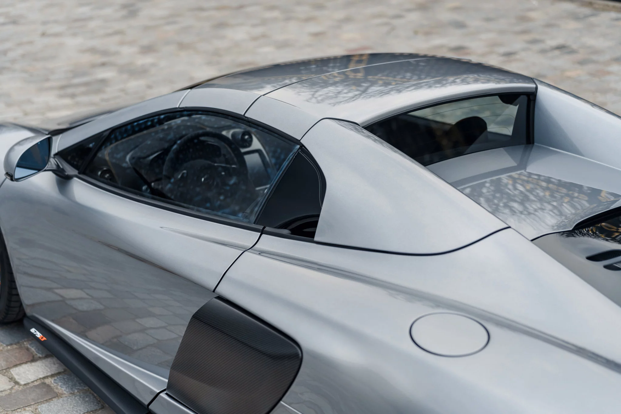 Titanium Silver McLaren 675LT