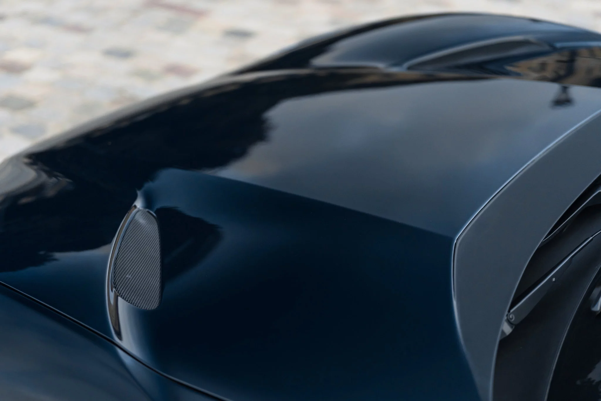Blu Ultrascuro Ferrari 812
