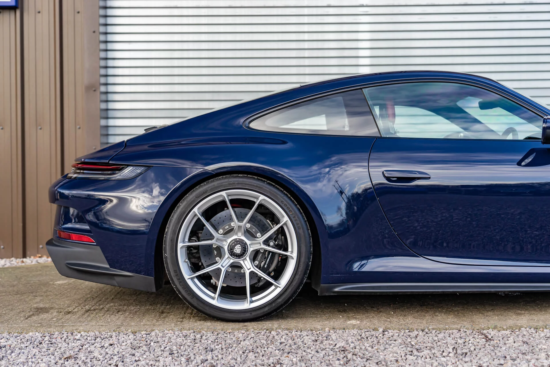 Dark Sea Blue Porsche 911 GT3