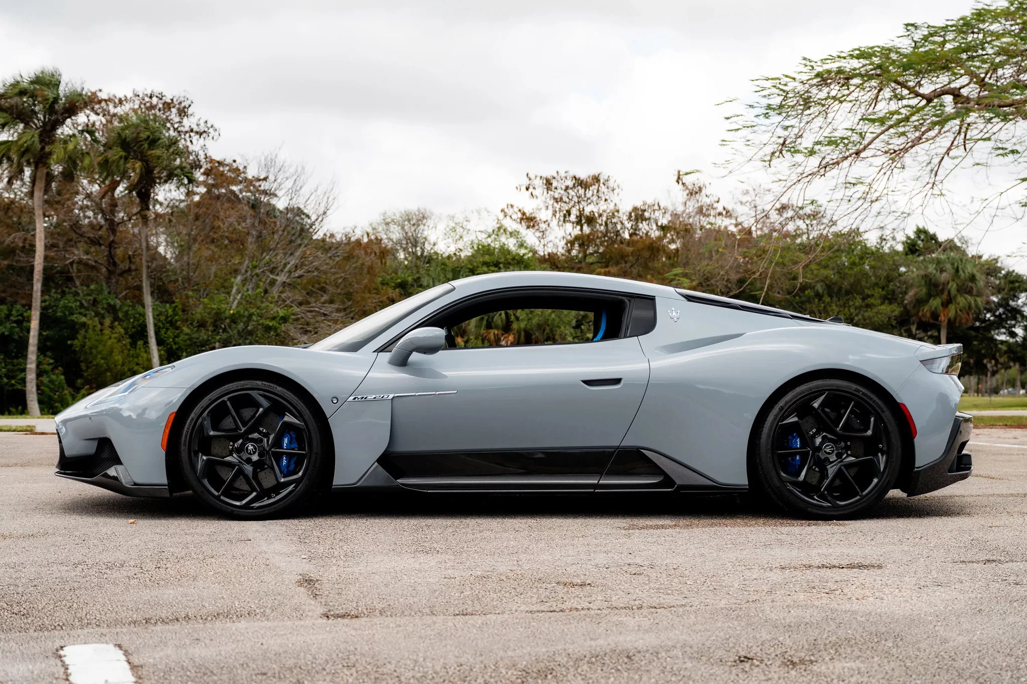 Grigio Incognito Maserati MC20