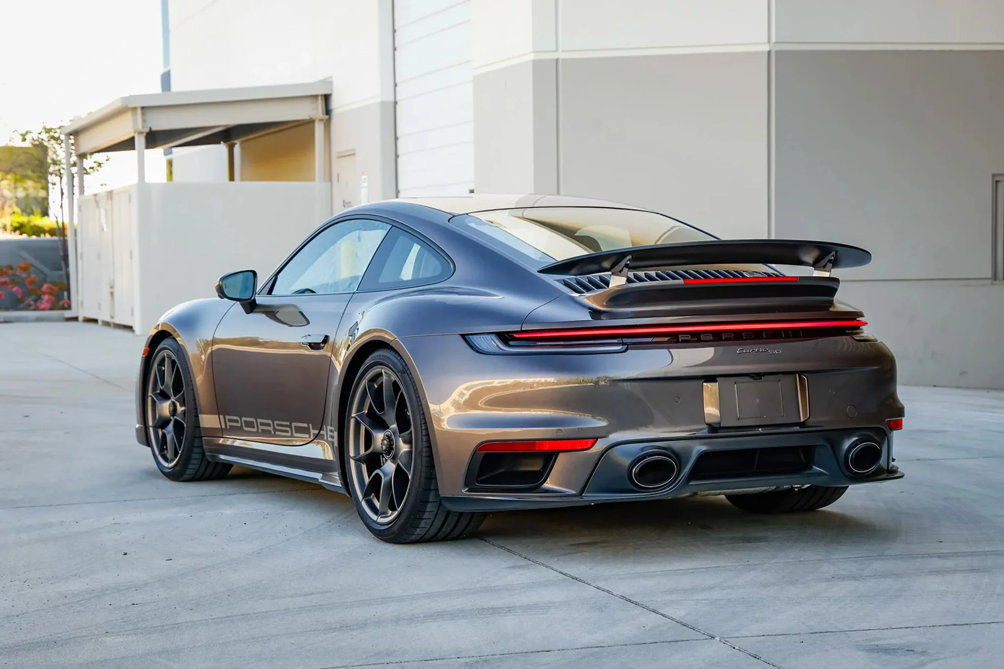 Anthracite Brown Metallic Porsche 911 Turbo