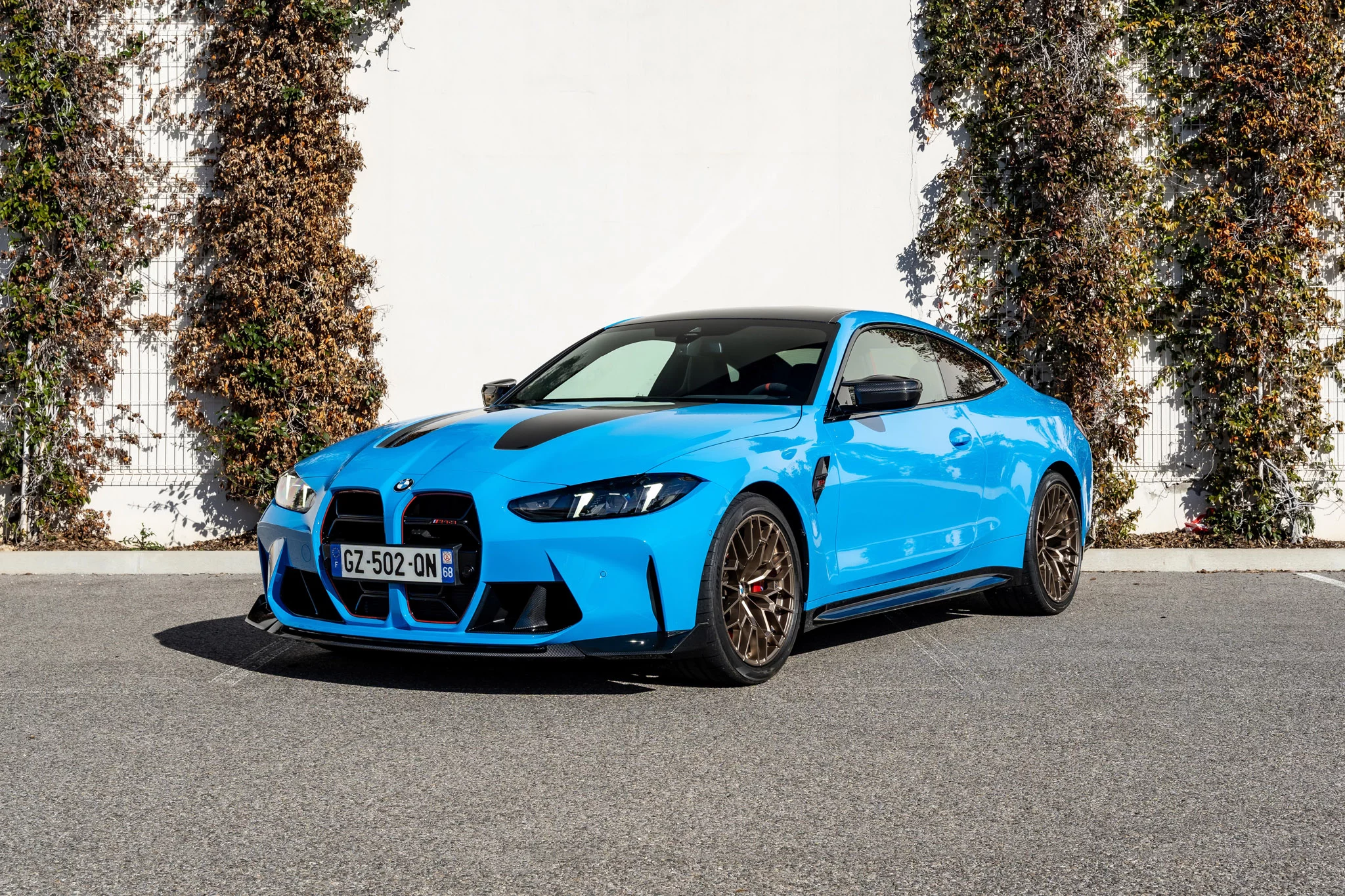 Riviera Blue BMW M4