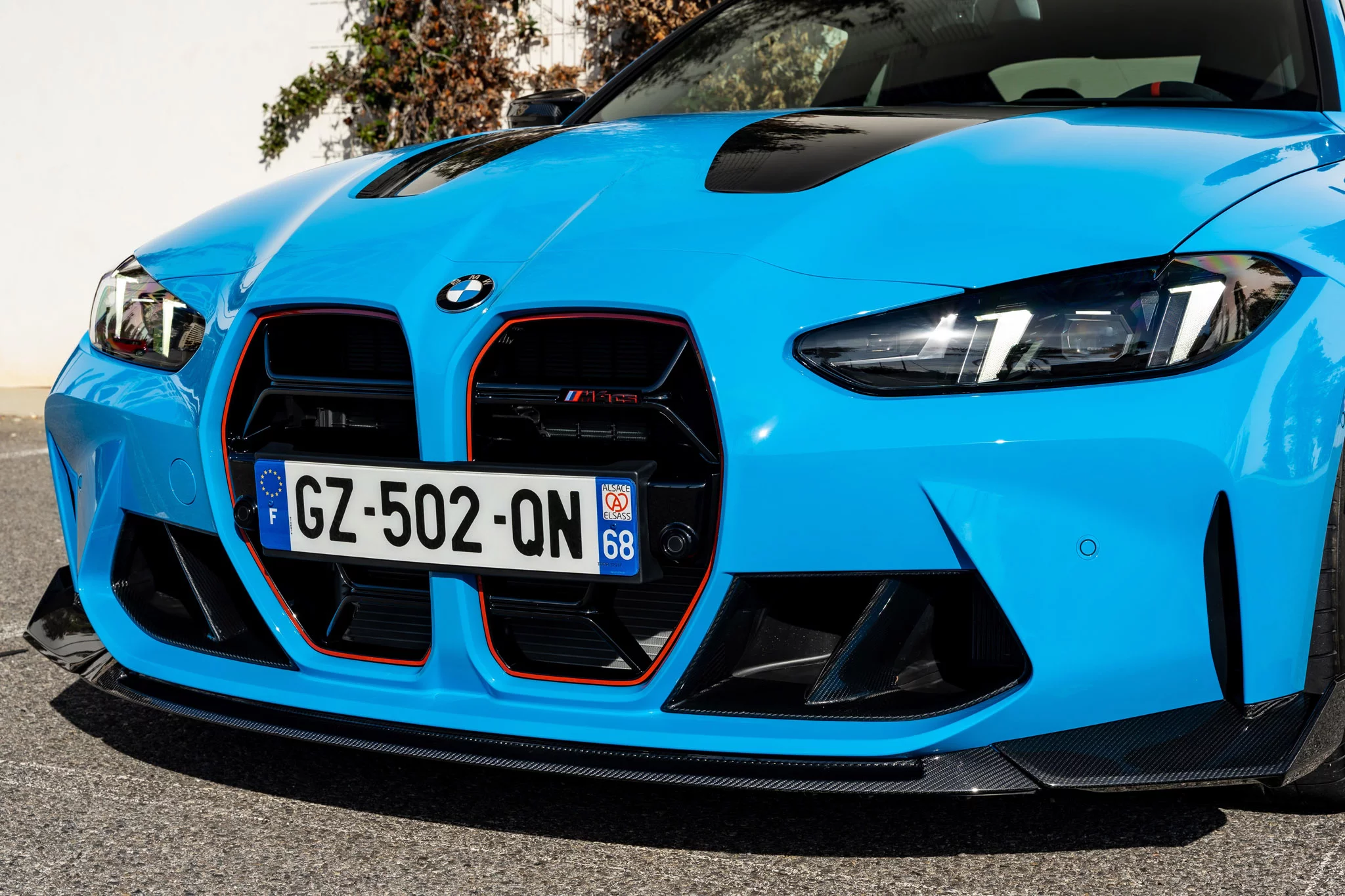 Riviera Blue BMW M4