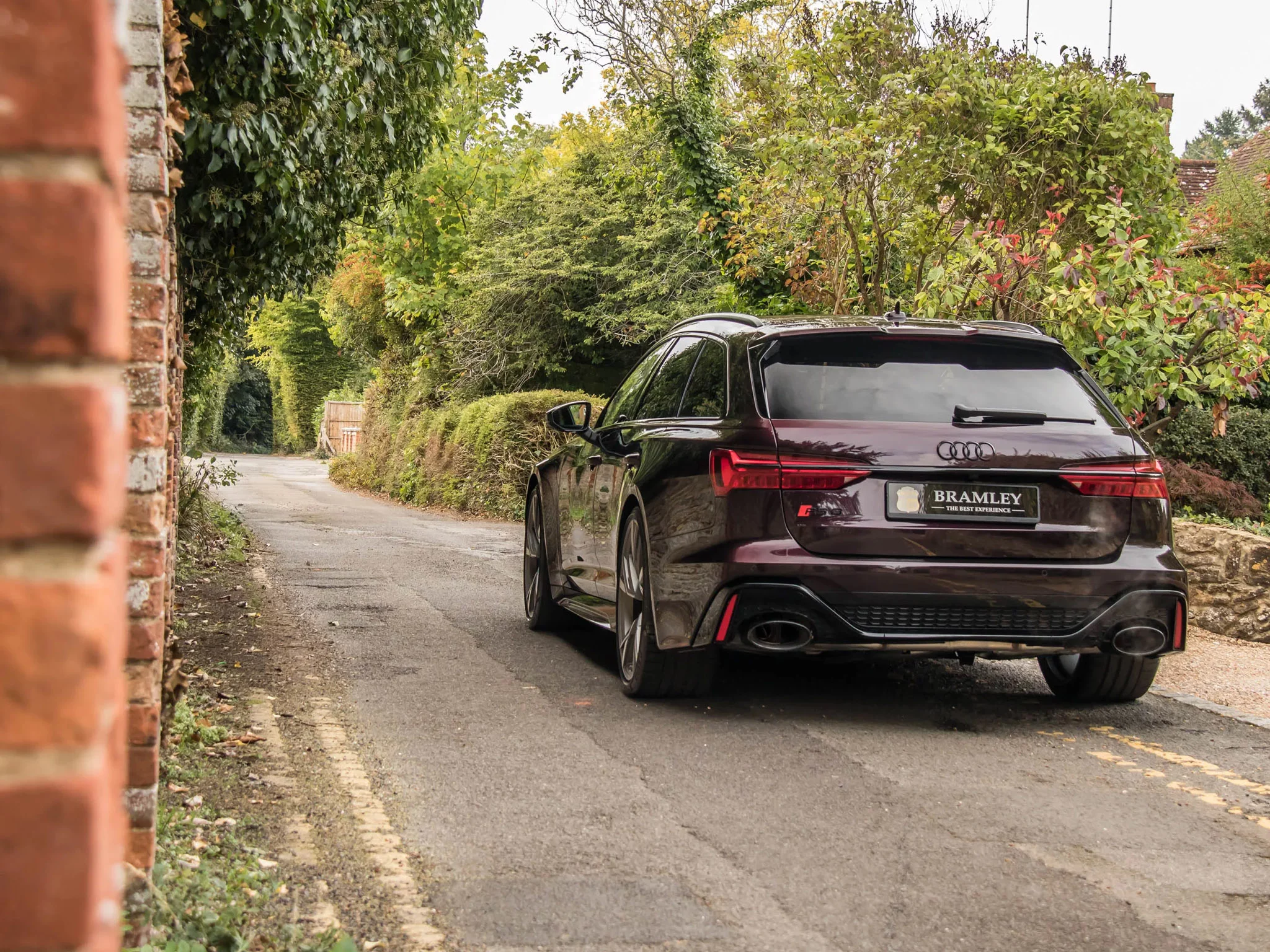 Dark Red Audi RS6 Avant