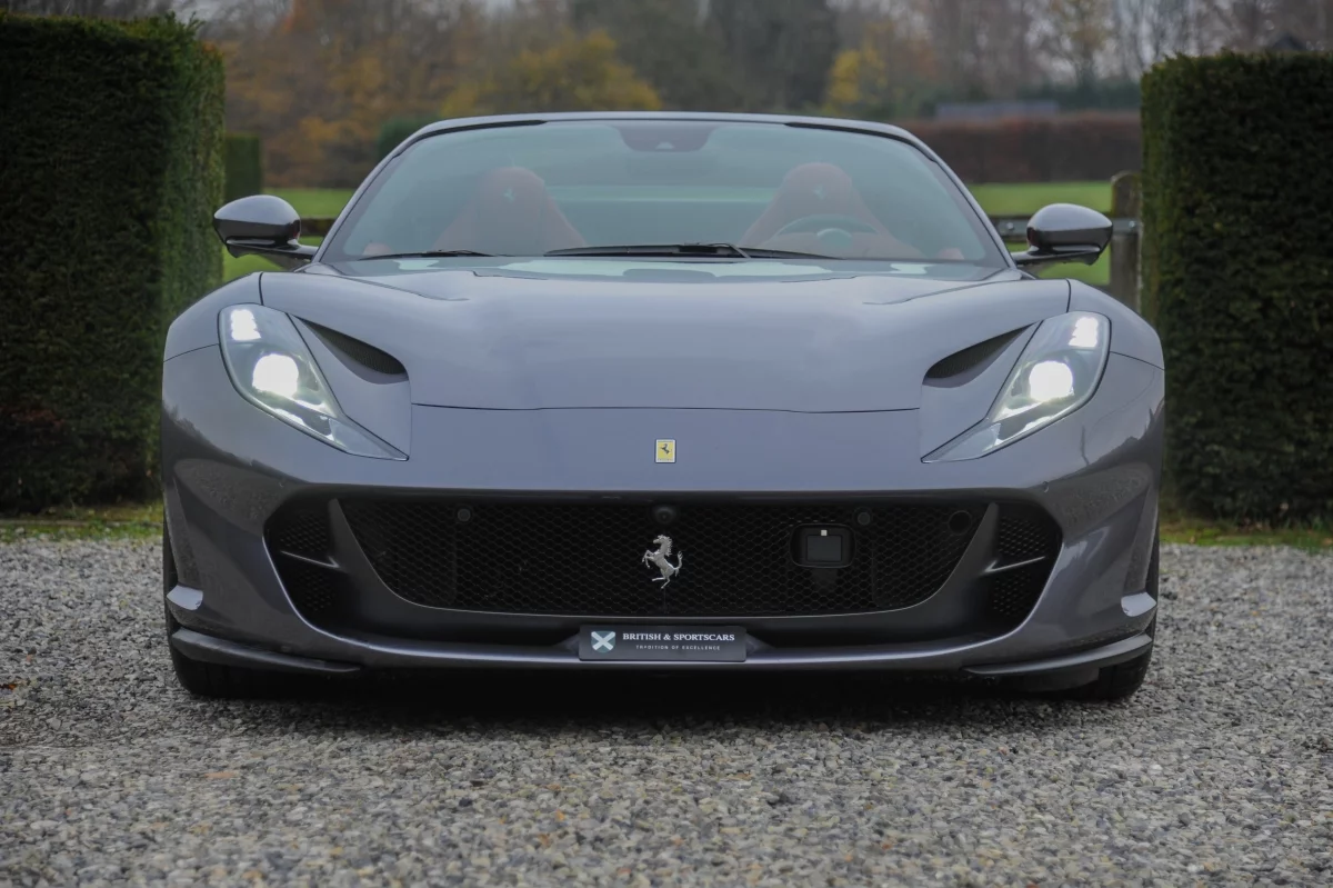 Grigio GTS Ferrari 812
