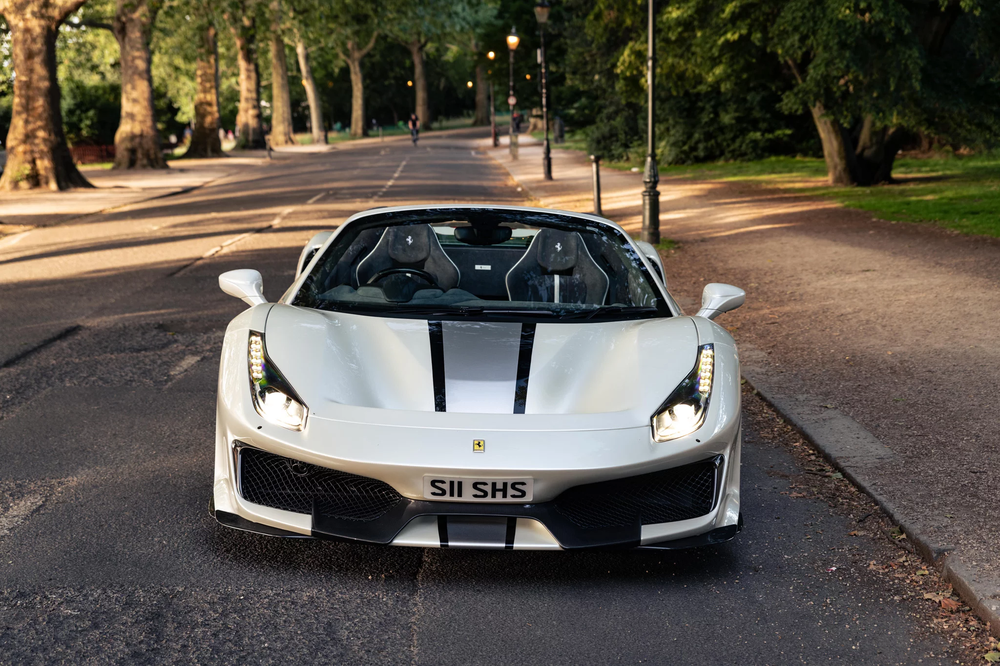 Bianco Fuji Ferrari 488
