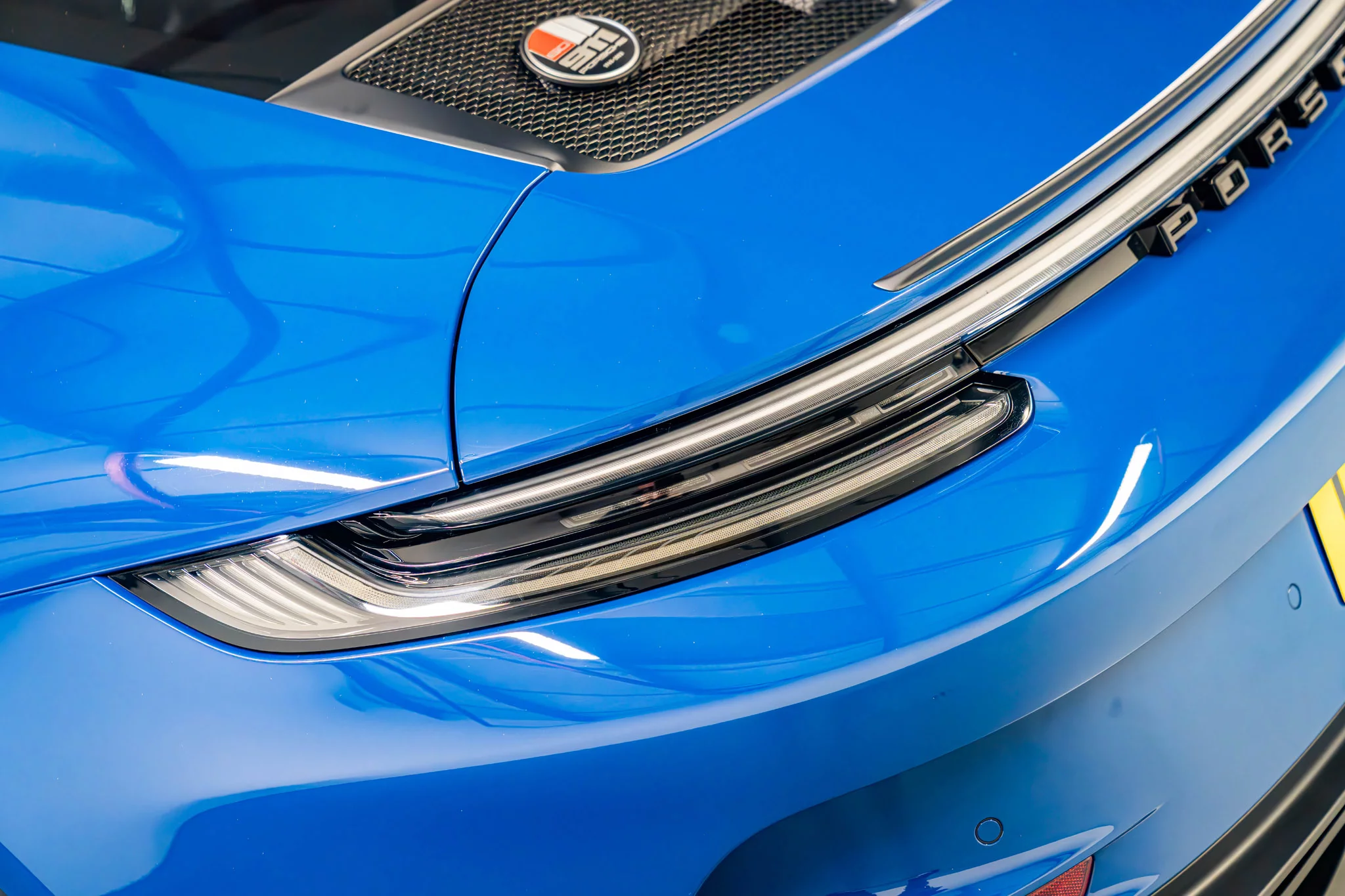 Manaus Blue Porsche 911 S/T