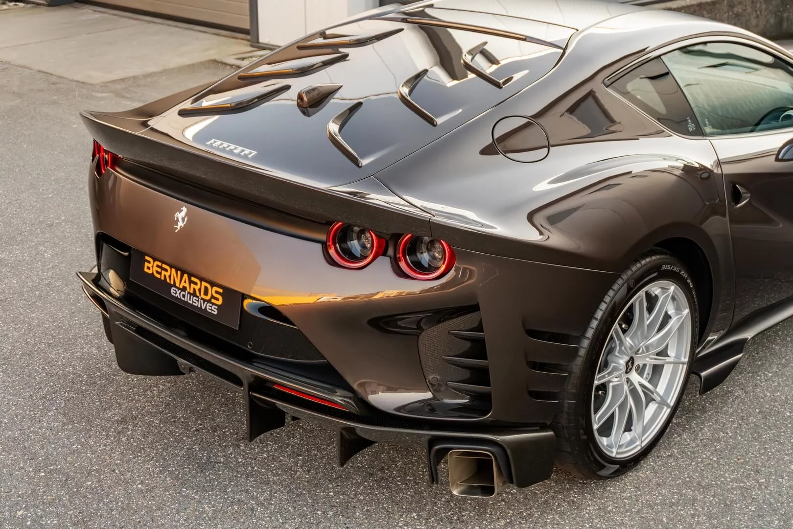 Brunito Ferrari 812