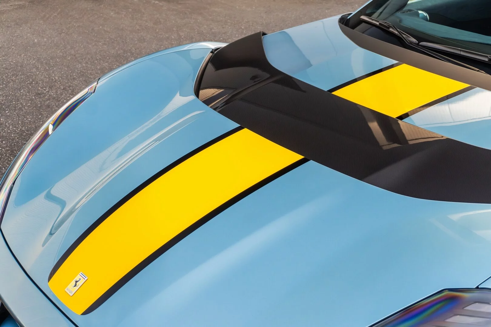 Azzurro Metallizzato Ferrari 812