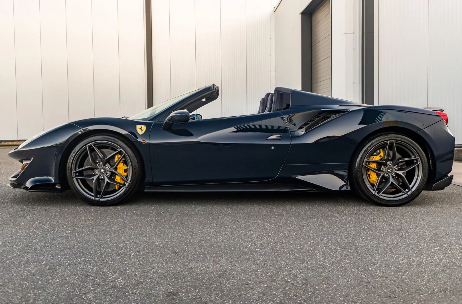 Nuovo Blu Pozzi Ferrari 488
